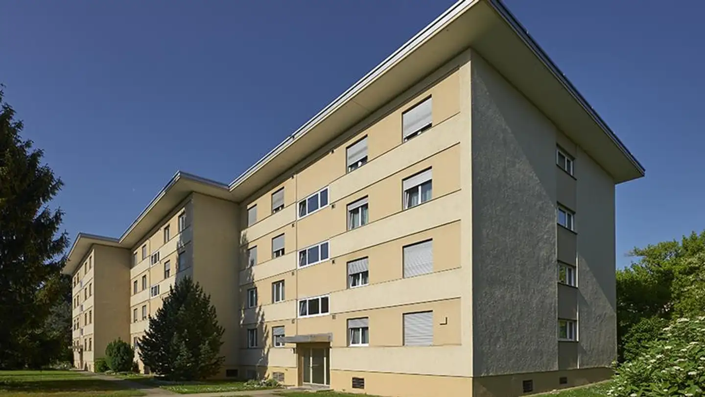 Indoor motorbike parking space for rent - Ackerstrasse, 8610 Uster