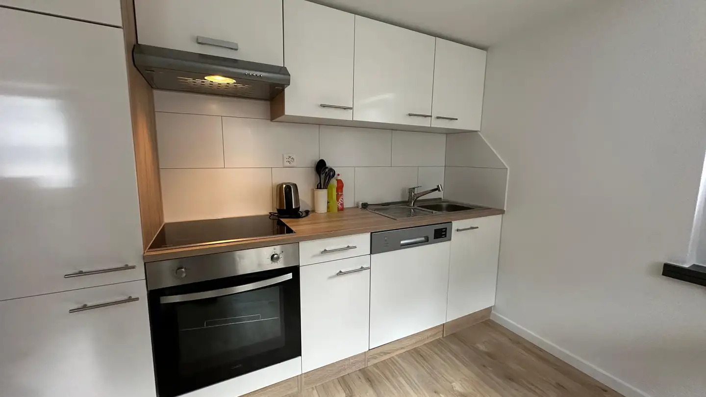 Appartamento in affitto - Via Principala 77, 7166 Trun