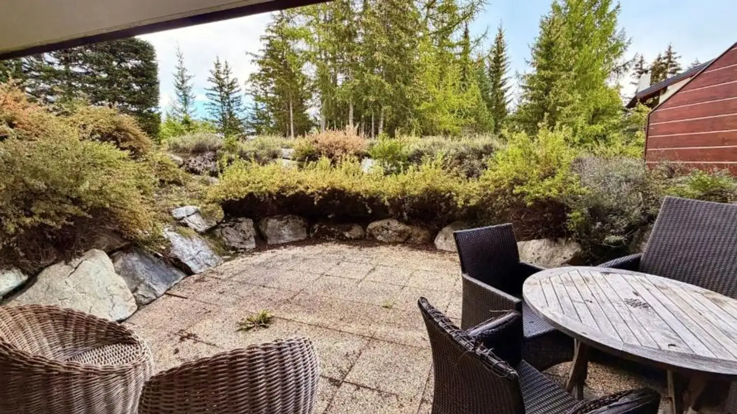 Stepped apartment for sale - Chemin des Devins 7, 1978 Lens - Photo 2