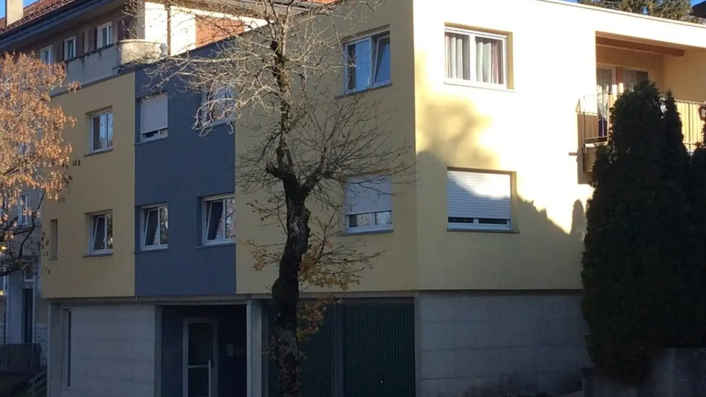 Garage in affitto - Rue Des Crêtets 23, 2300 La Chaux-de-Fonds
