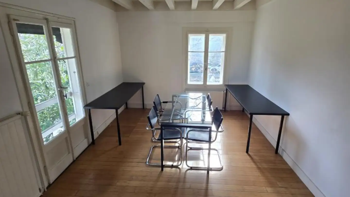 Commercial à louer - 1222 Vésenaz