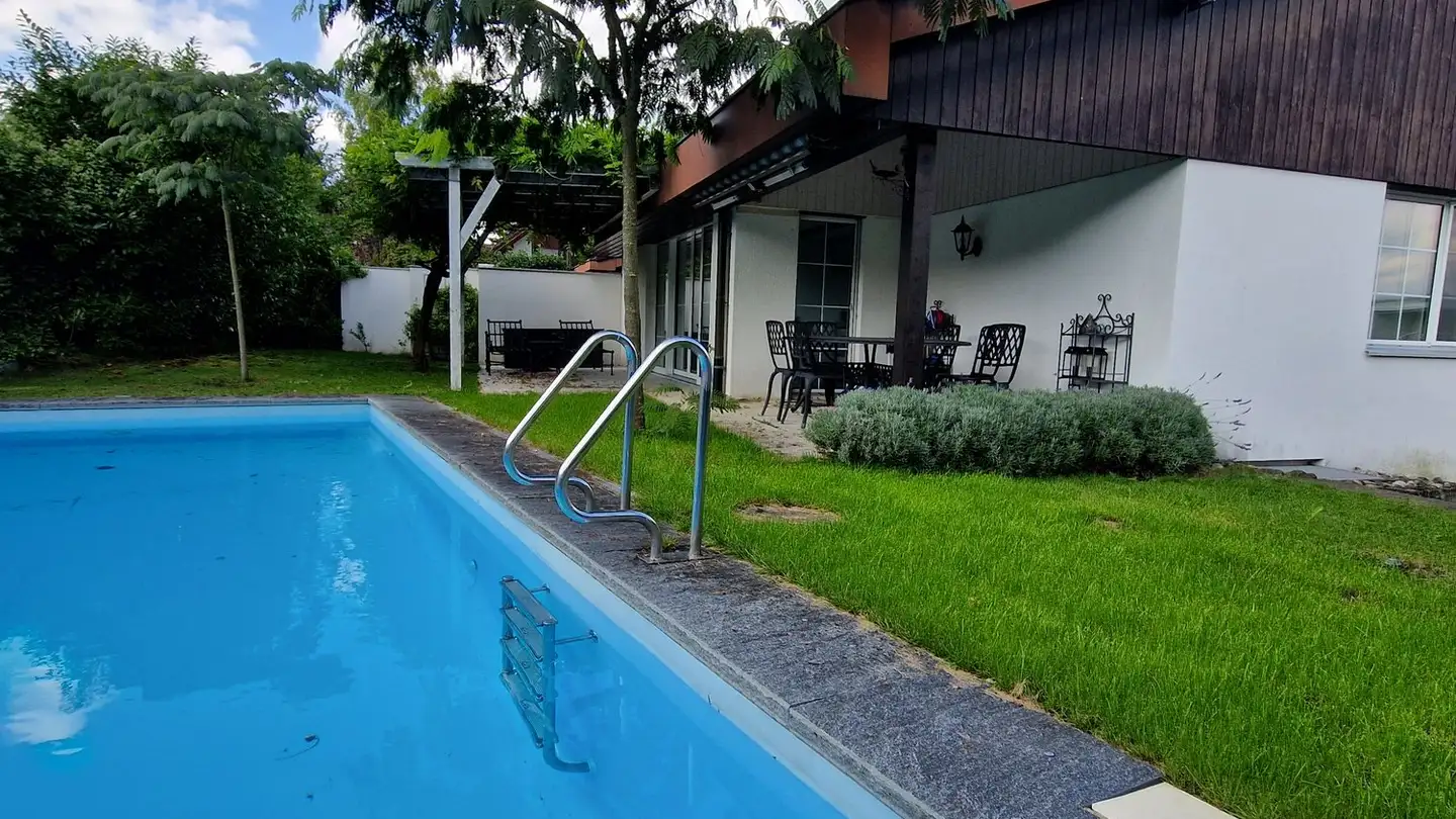 Casa singola in affitto - 8618 Oetwil am See - Photo 2