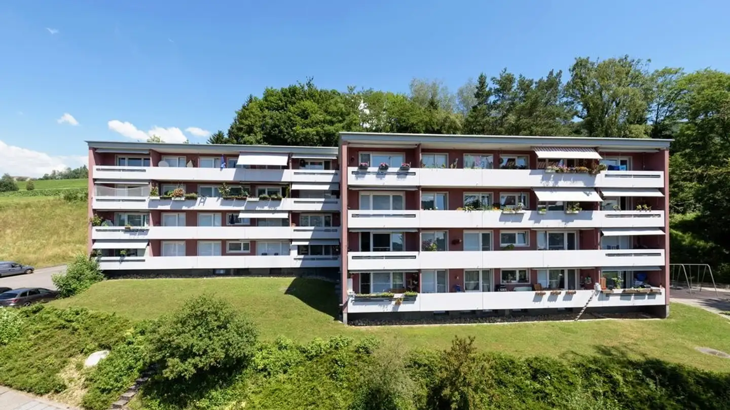 Outdoor parking space for rent - Im Riet 12, 8427 Freienstein