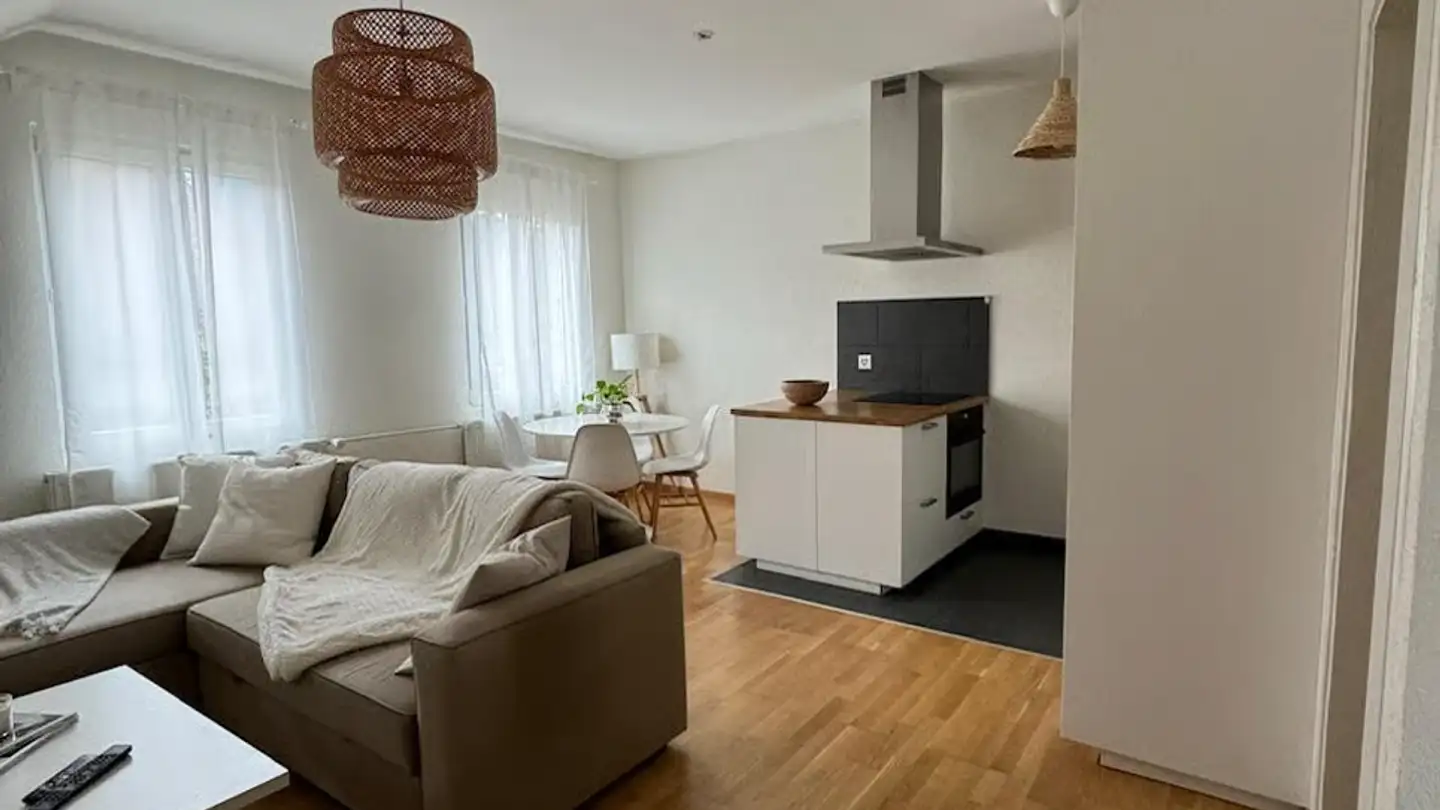 Appartamento in affitto - Rue Du Docteur Tièche, 2732 Reconvilier - Foto 2