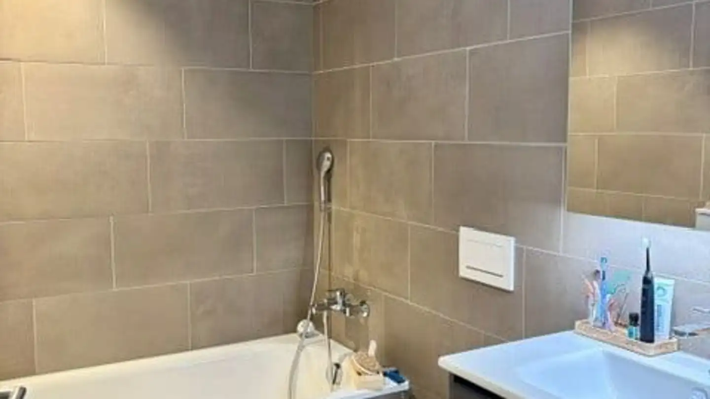 Wohnung mieten - Bahnweg 8, 8862 Schübelbach - Foto 2