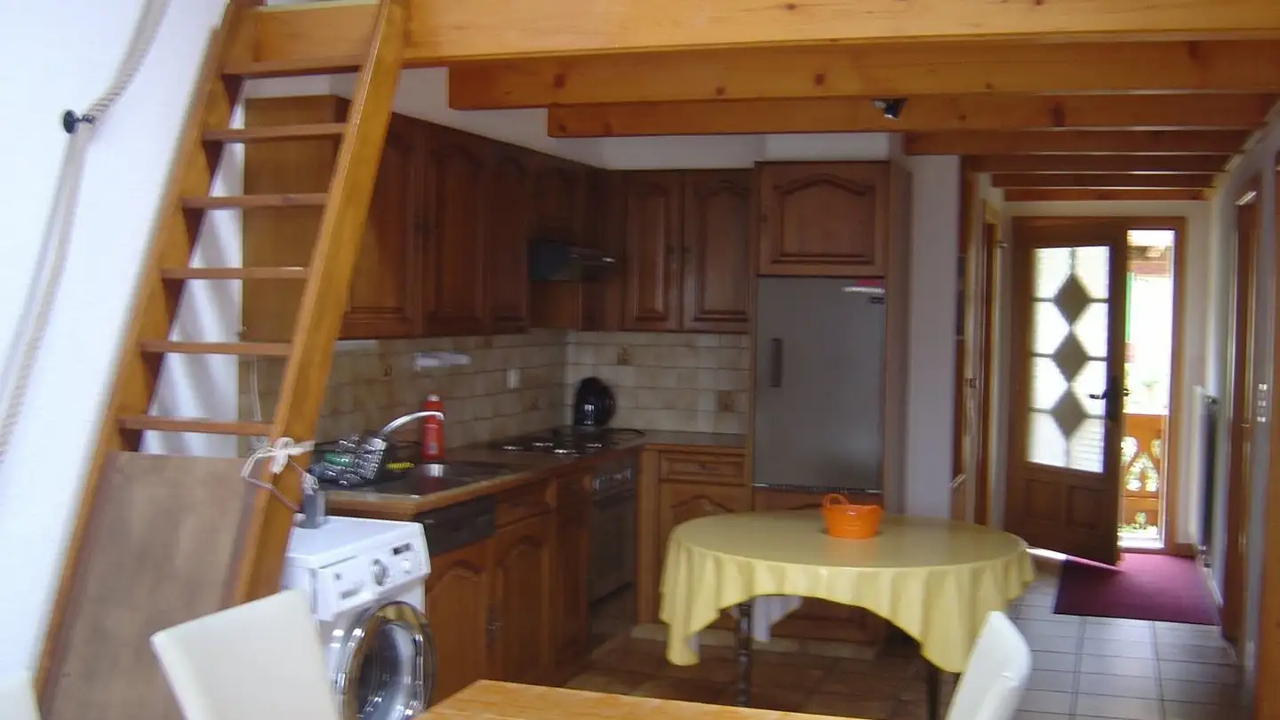 Appartement à louer - Route De Gleux 10, 1874 Champéry - Photo 2