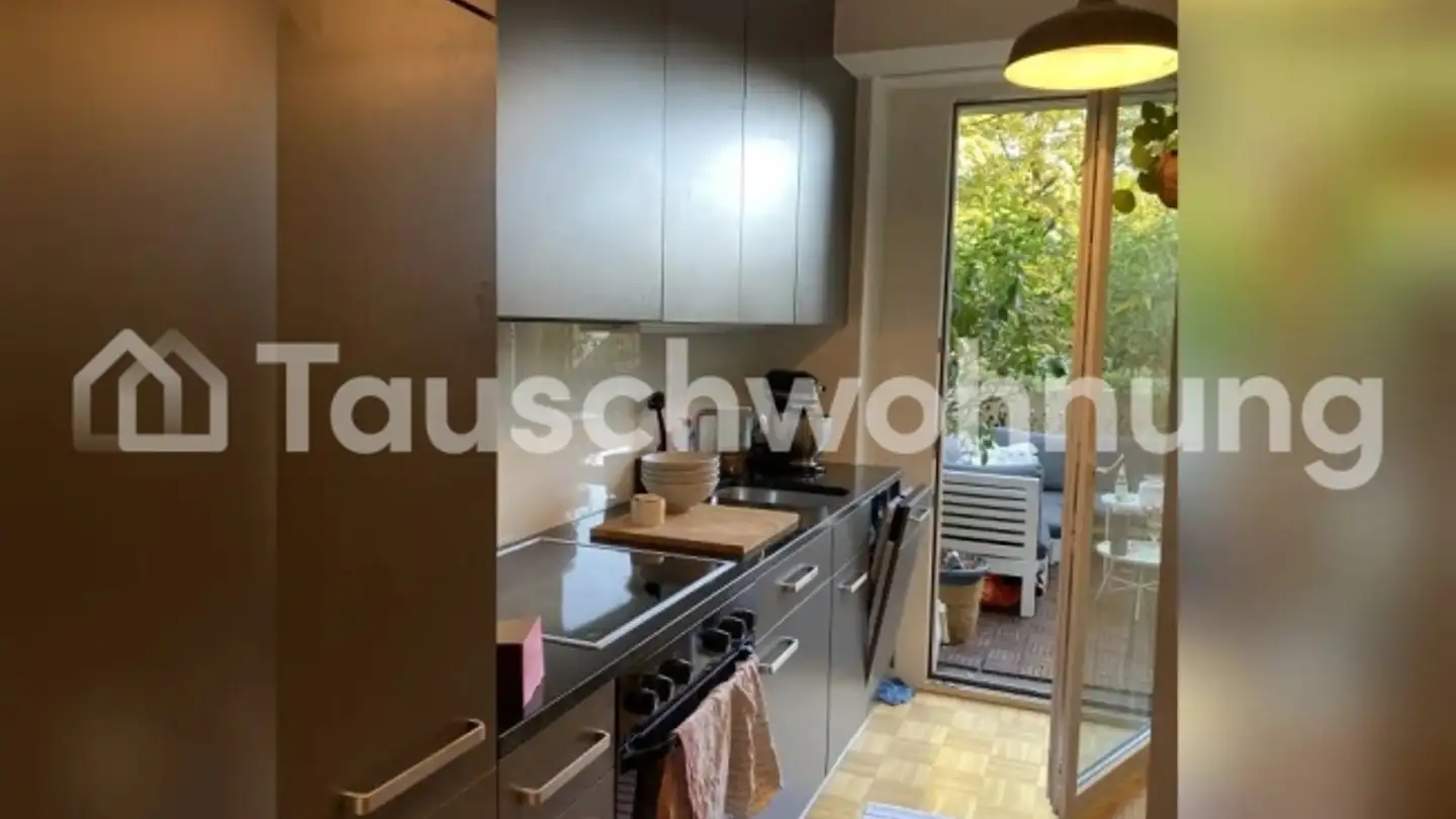 Stepped apartment for rent - 8046 Zürich - Photo 2