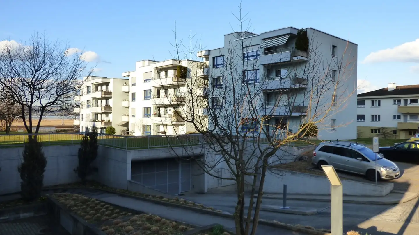 Outdoor parking space for rent - Churerstrasse, 8808 Pfäffikon SZ
