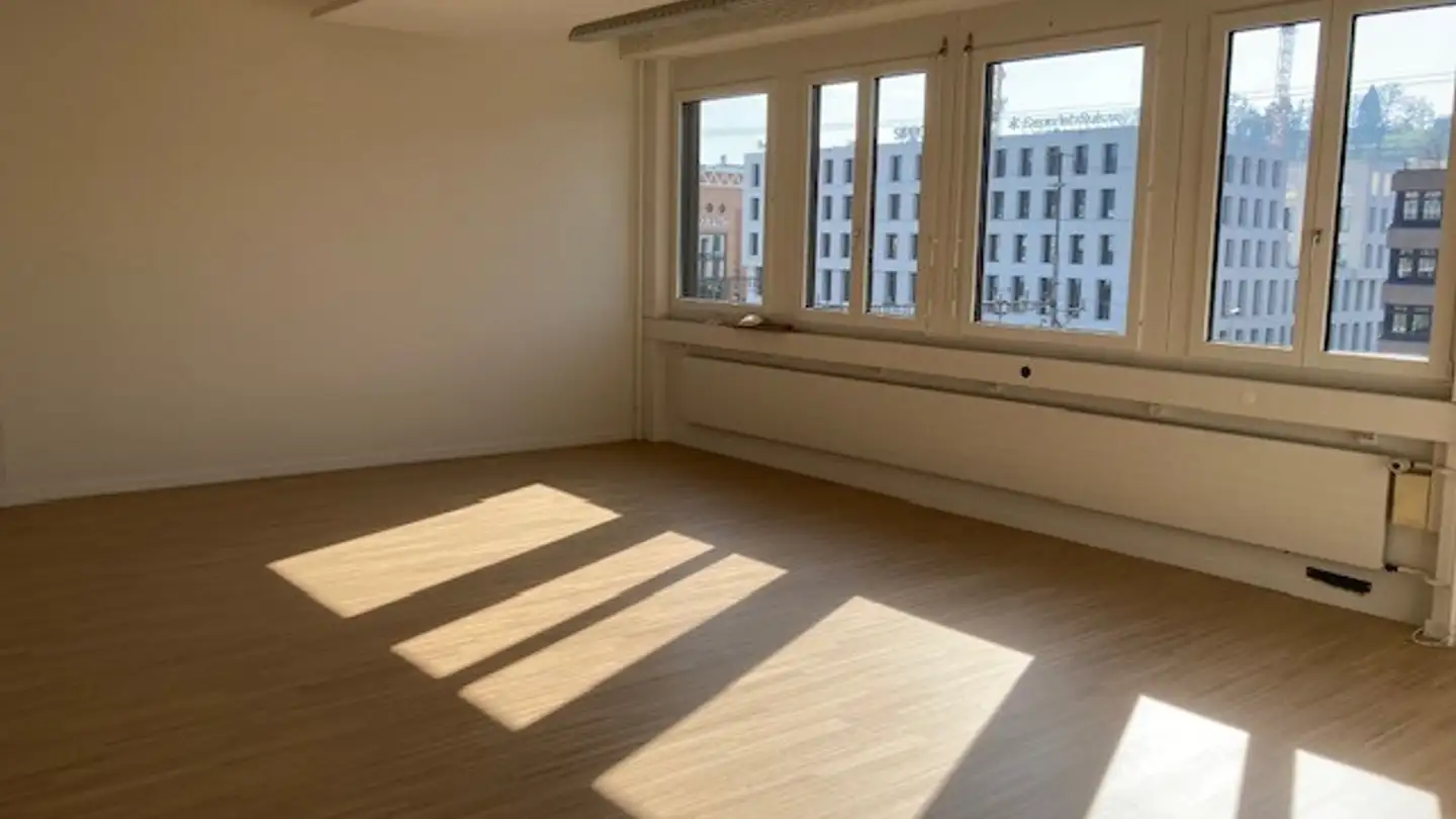 Commercial à louer - Rütistrasse 16, 8952 Schlieren