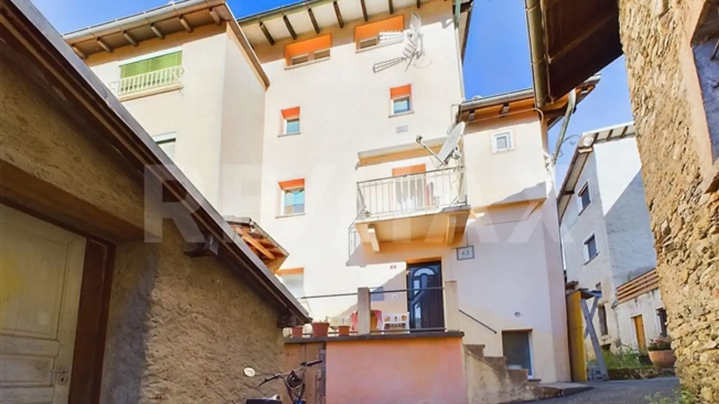 Furnished apartment for sale - 6939 Arosio