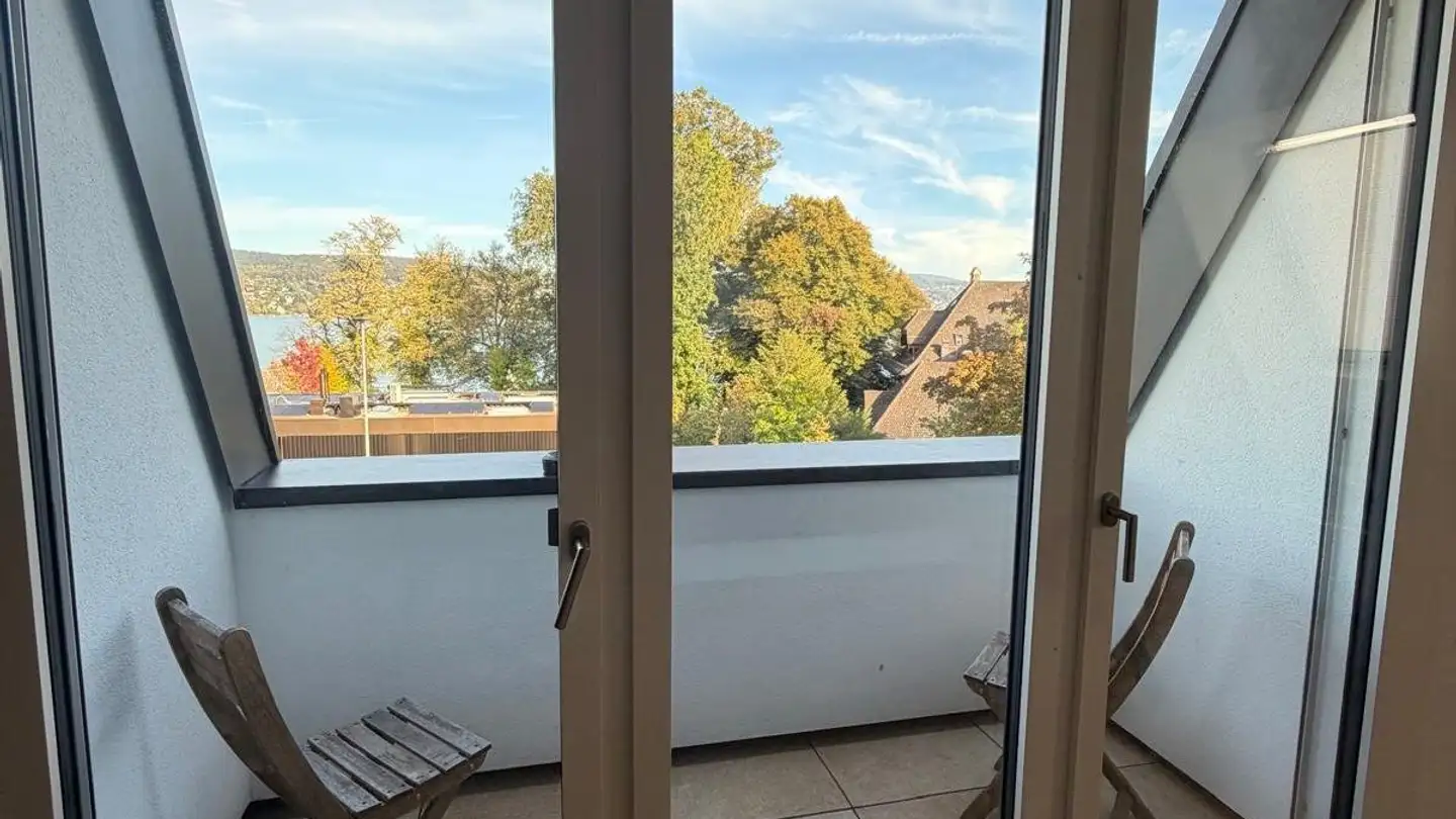 Attique à louer - Seestrasse, 8802 Kilchberg ZH - Photo 4