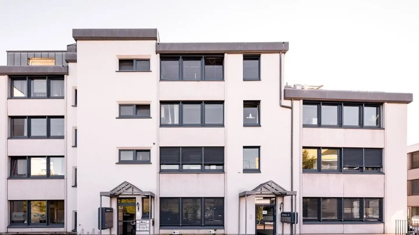 Commerciale in affitto - Bahnhofstrasse 18, 5600 Lenzburg - Photo 2