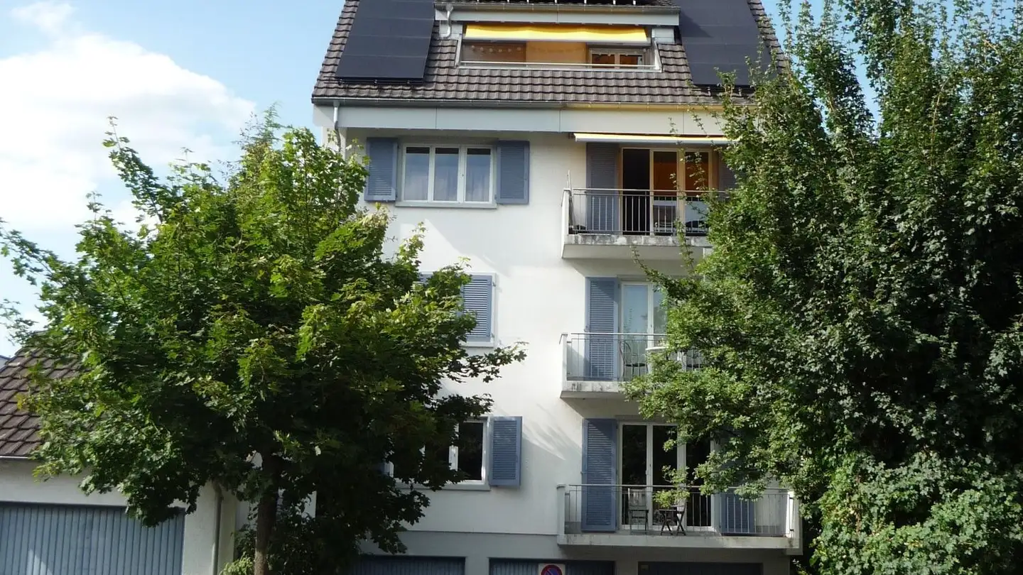 Single garage for rent - Oberfeldstrasse 11a, 4133 Pratteln