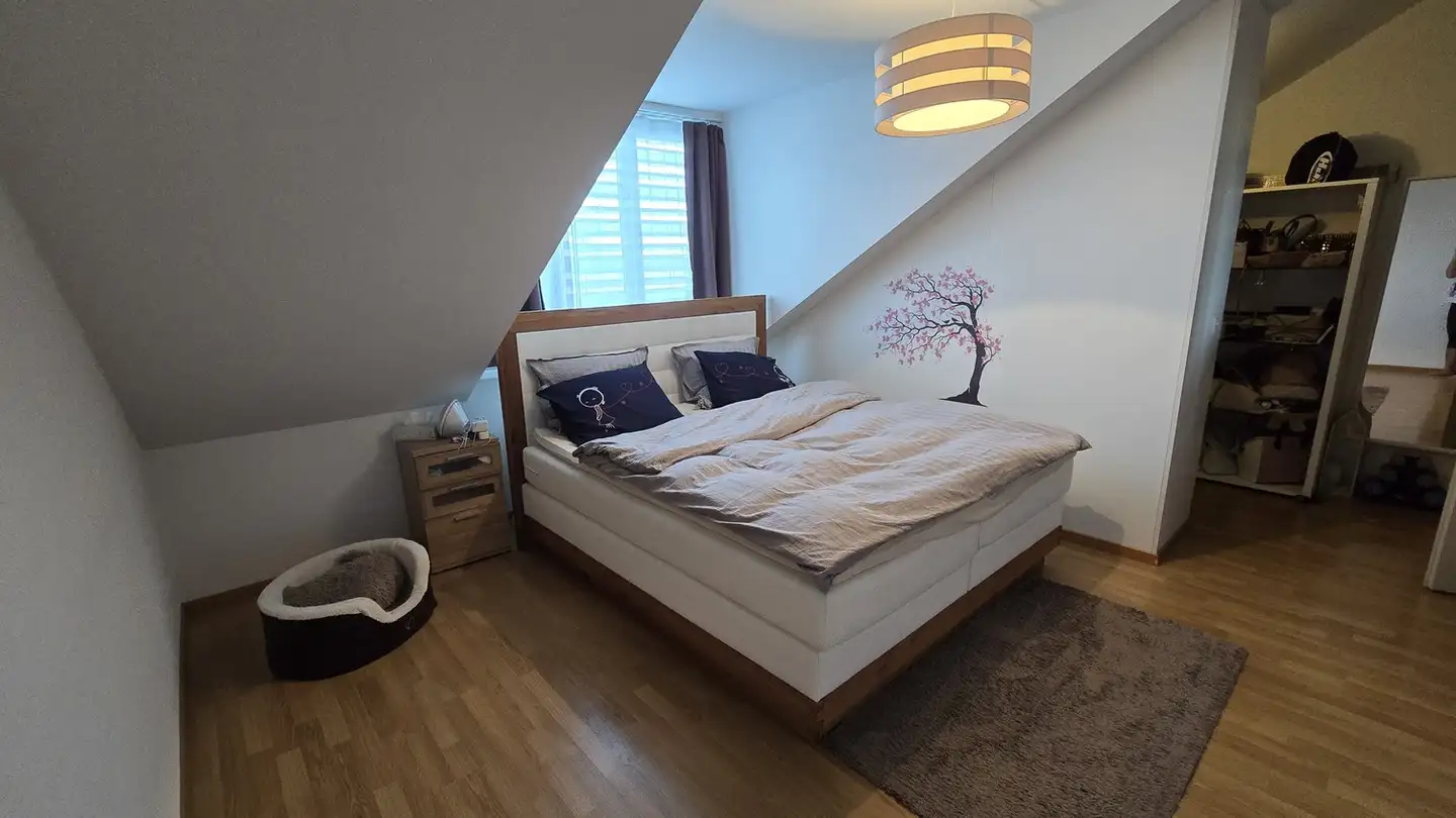 Dachgeschosswohnung mieten - Höhenstrasse 1a, 8154 Oberglatt ZH - Foto 4