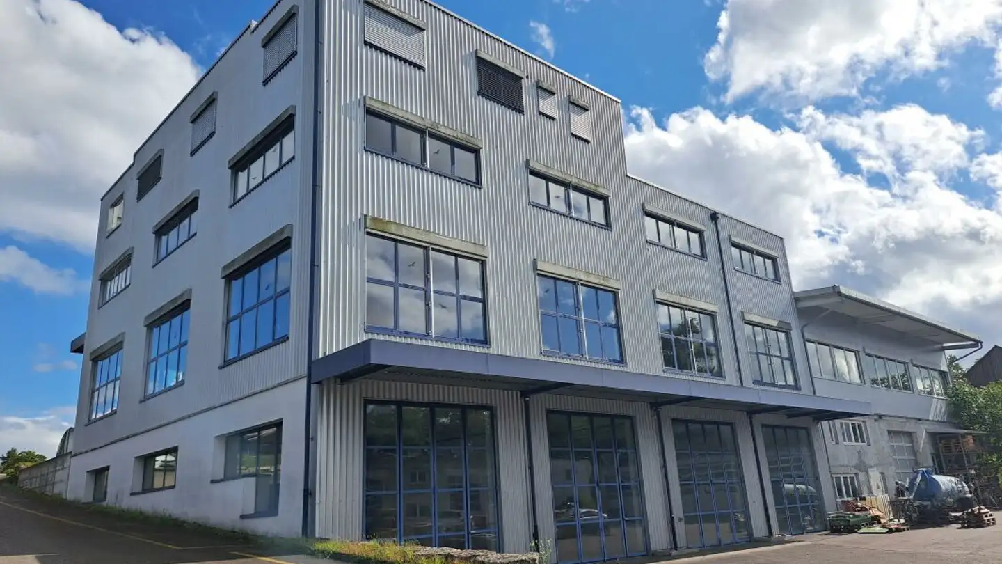 Commerciale in affitto - Buechbrunnenstrasse 5, 8447 Dachsen