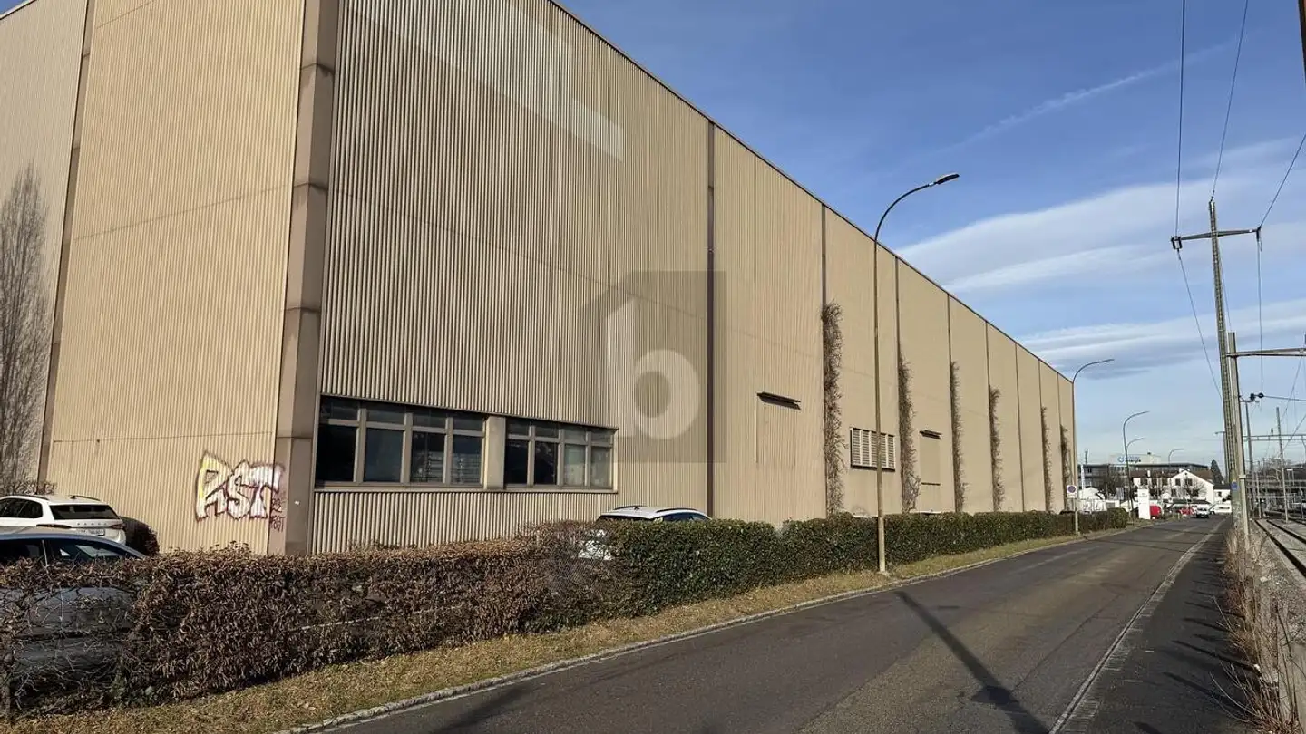 Espace de stockage à louer - 4142 Münchenstein - Photo 2