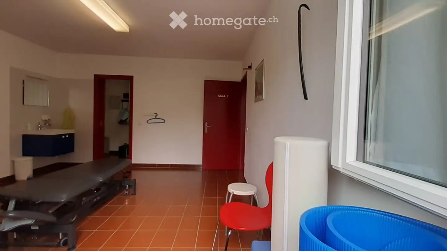 Apartment for rent - 6718 Olivone - Photo 4