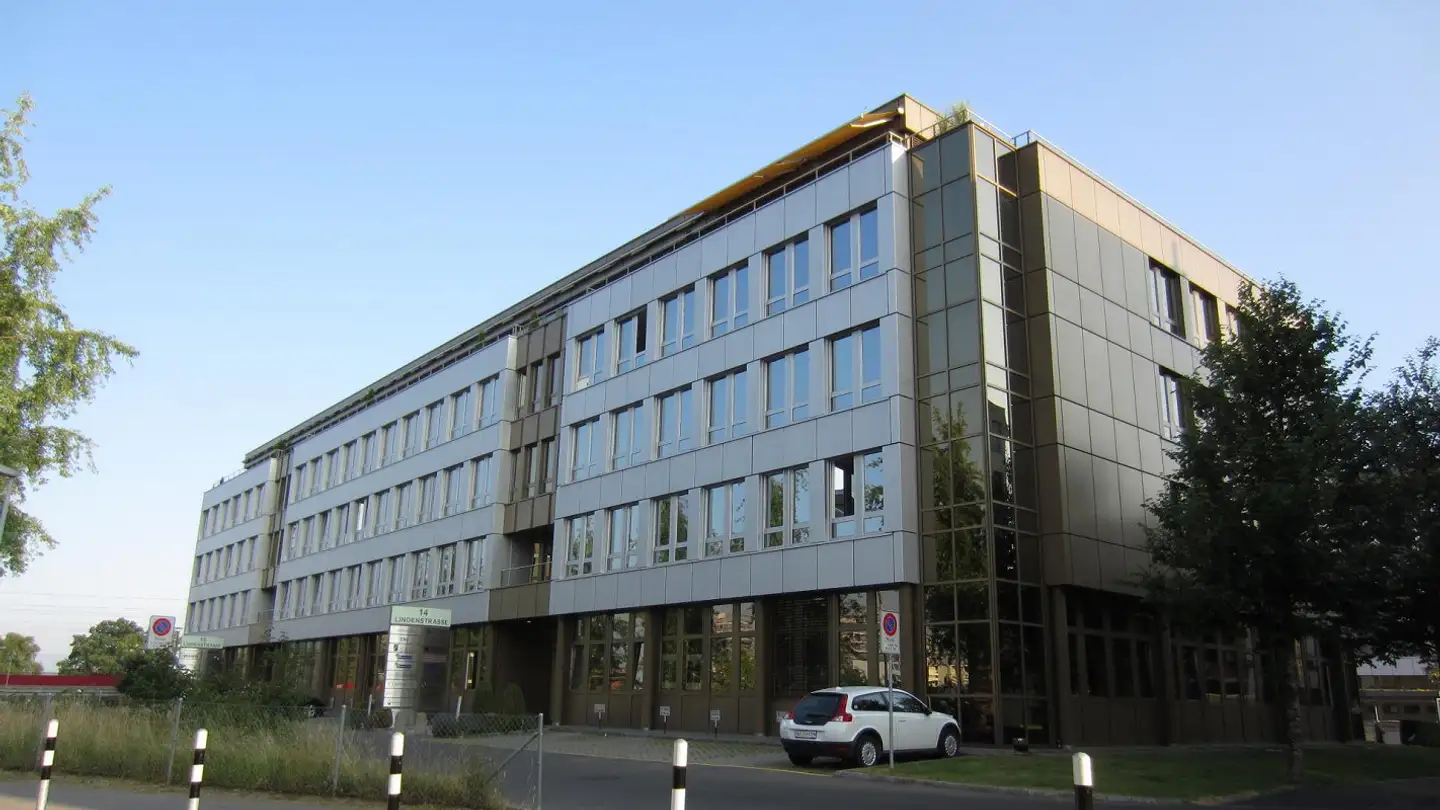 Office space for rent - Lindenstrasse 12, 6340 Baar