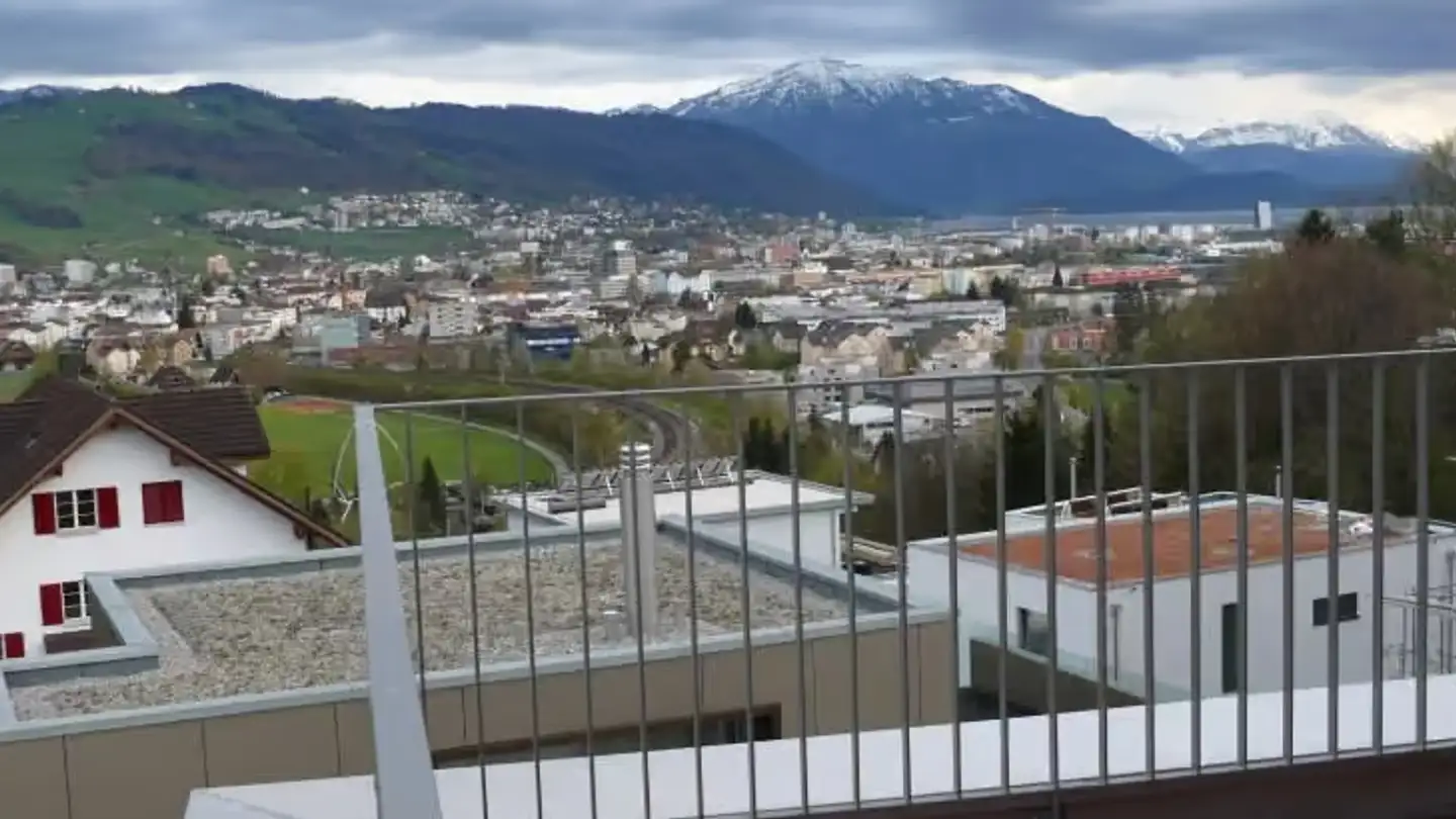 Penthouse for rent - Früebergstrasse 24, 6340 Baar