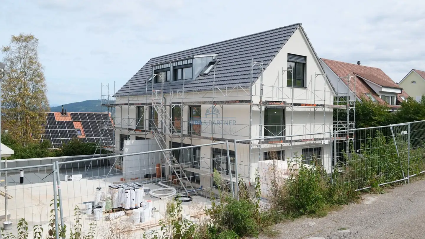 Casa singola in vendita - Hauptstrasse, 4148 Pfeffingen - Photo 2