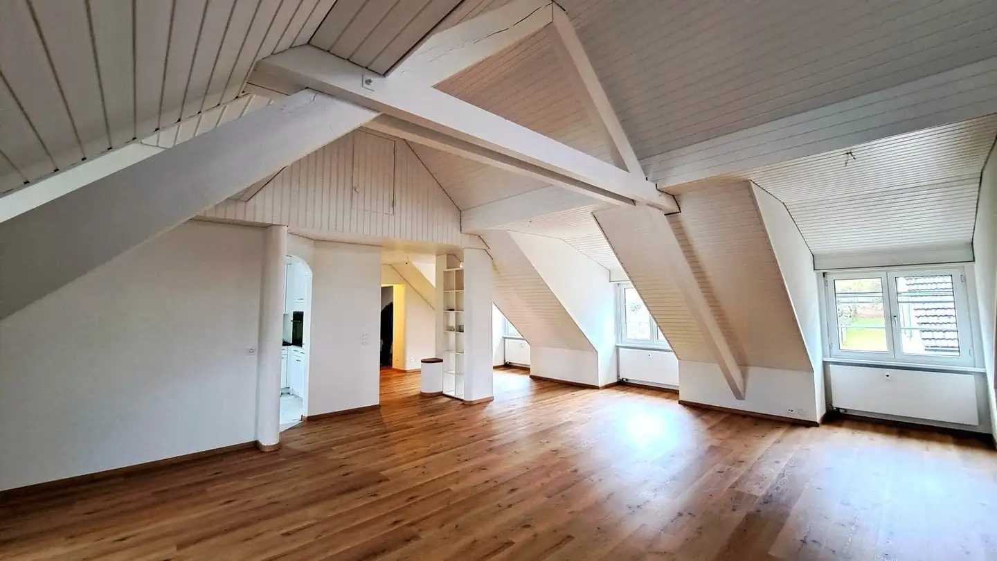 Dachgeschosswohnung mieten - Bättwilerstrasse 9, 4108 Witterswil - Foto 2