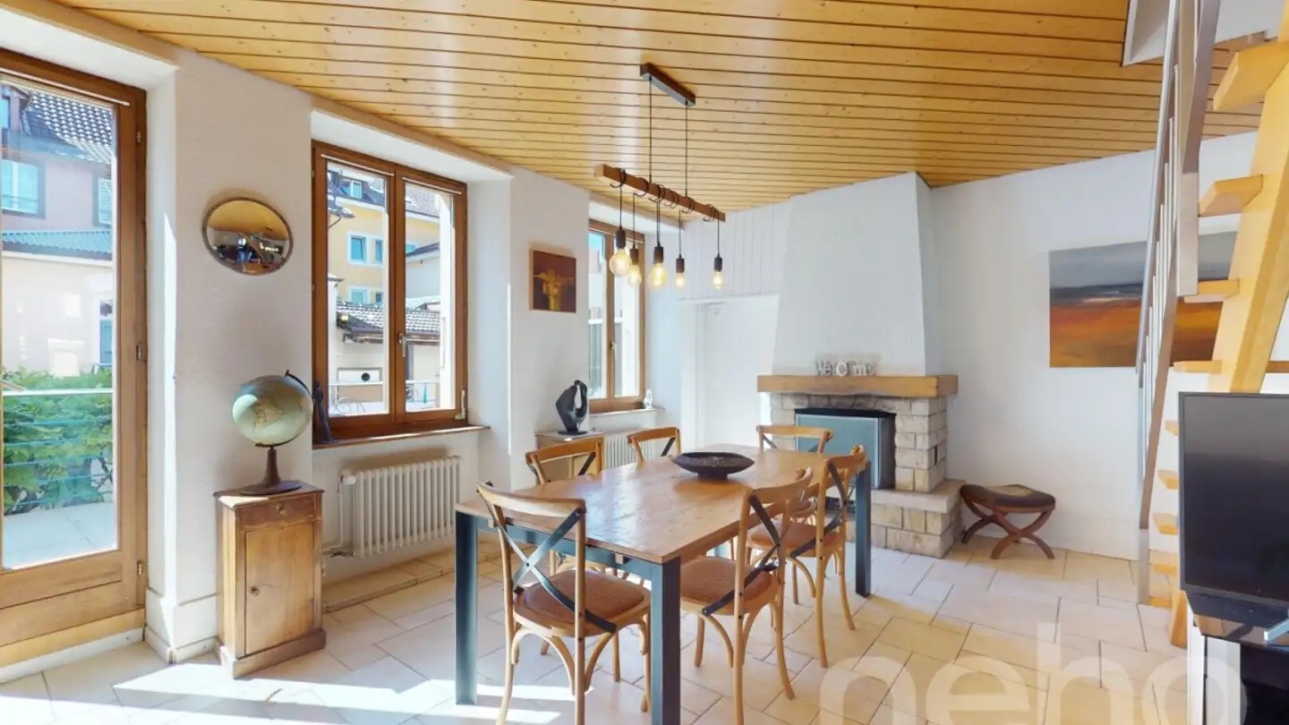 Row house for sale - 2013 Colombier NE - Photo 2