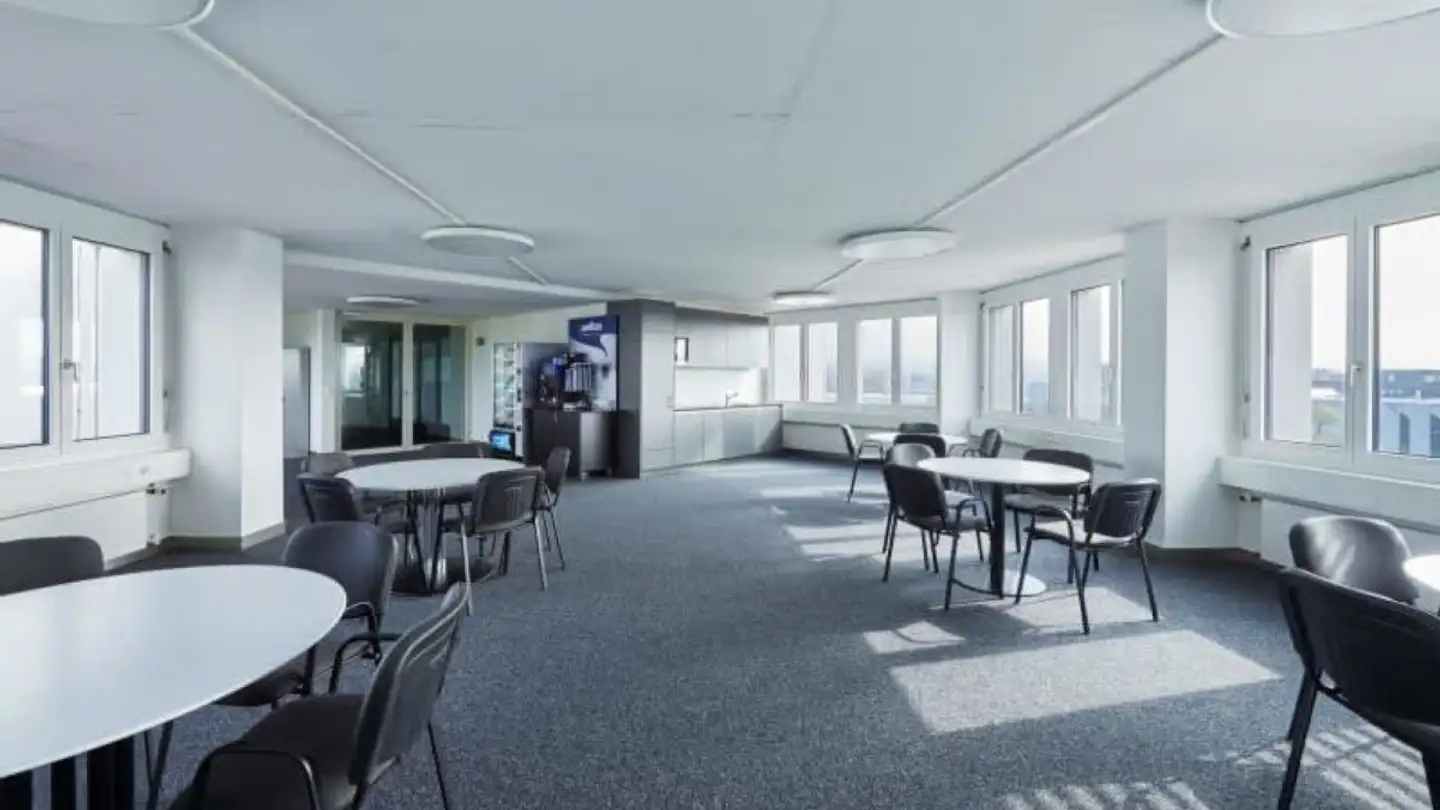Office space for rent - Sonnenbergstrasse 74, 8603 Schwerzenbach