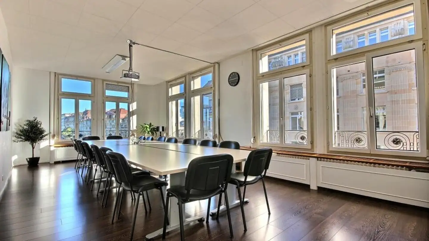 Bureau à louer - Rue Du Grand-Chêne 2, 1003 Lausanne