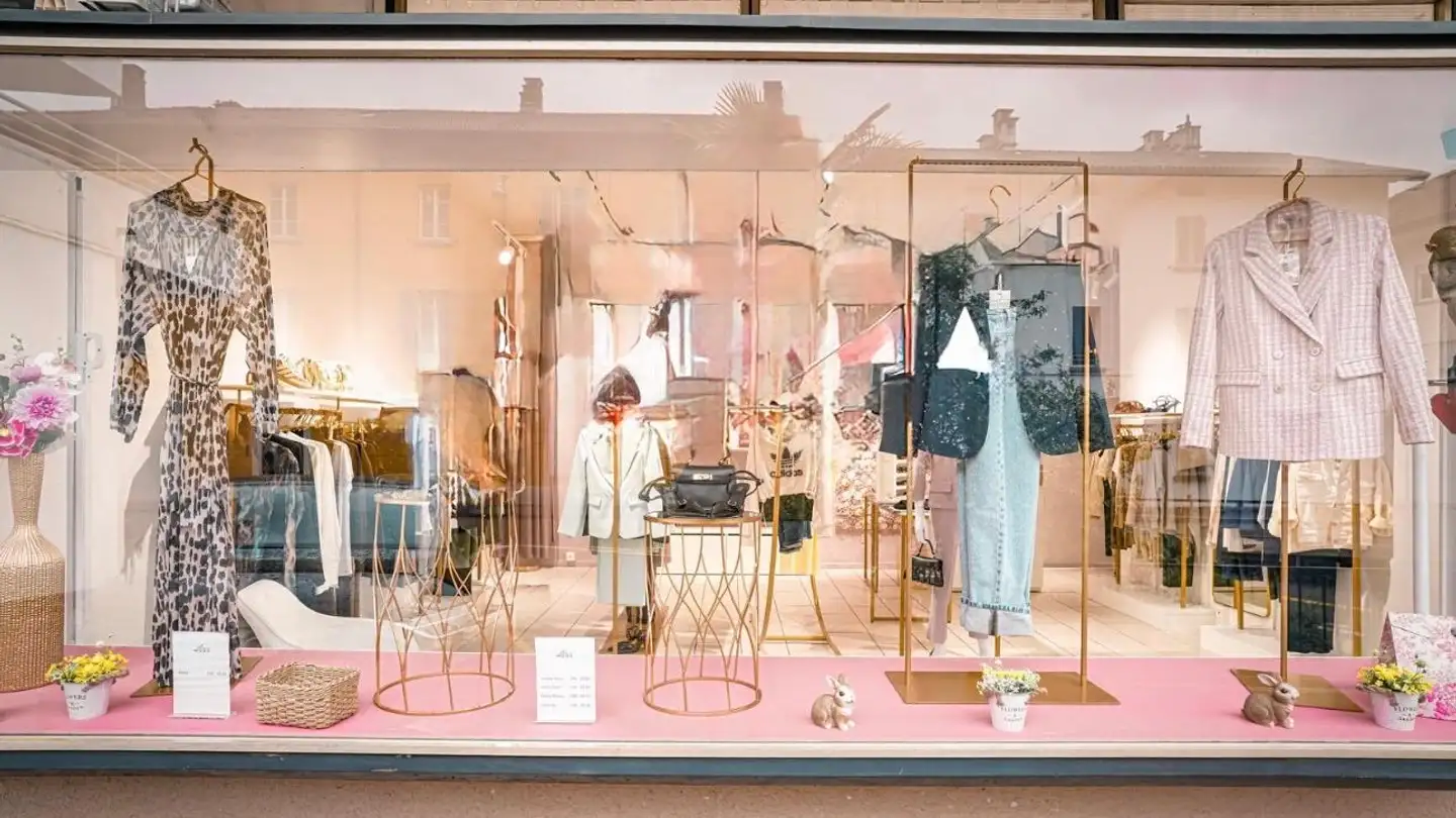 Magasin à louer - 6830 Chiasso