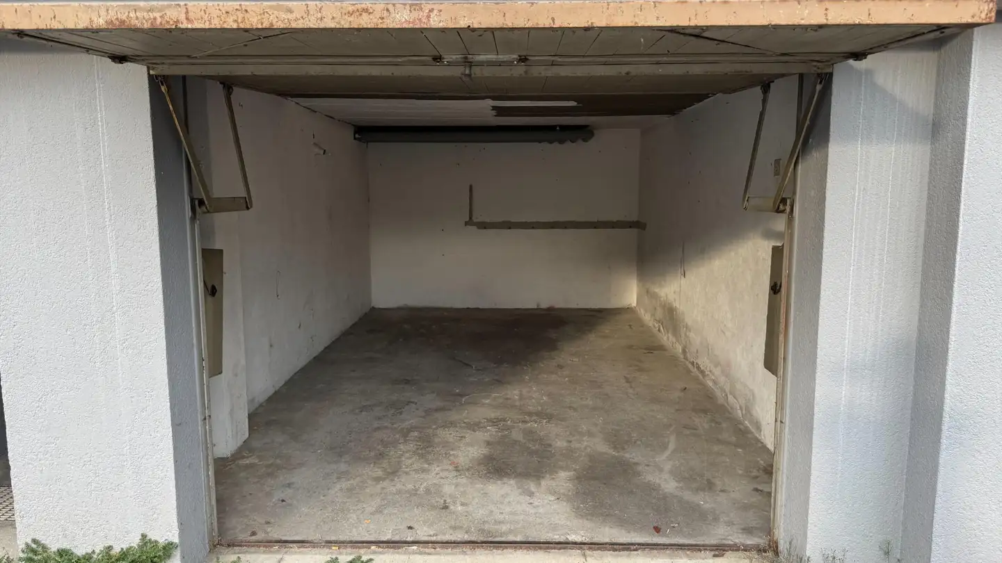 Garage for rent - Avenue De La Gare 39, 1957 Ardon - Photo 2