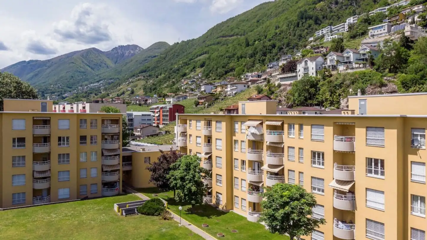 Parcheggio esterno in affitto - Via Nosette 15, 6595 Riazzino - Photo 2