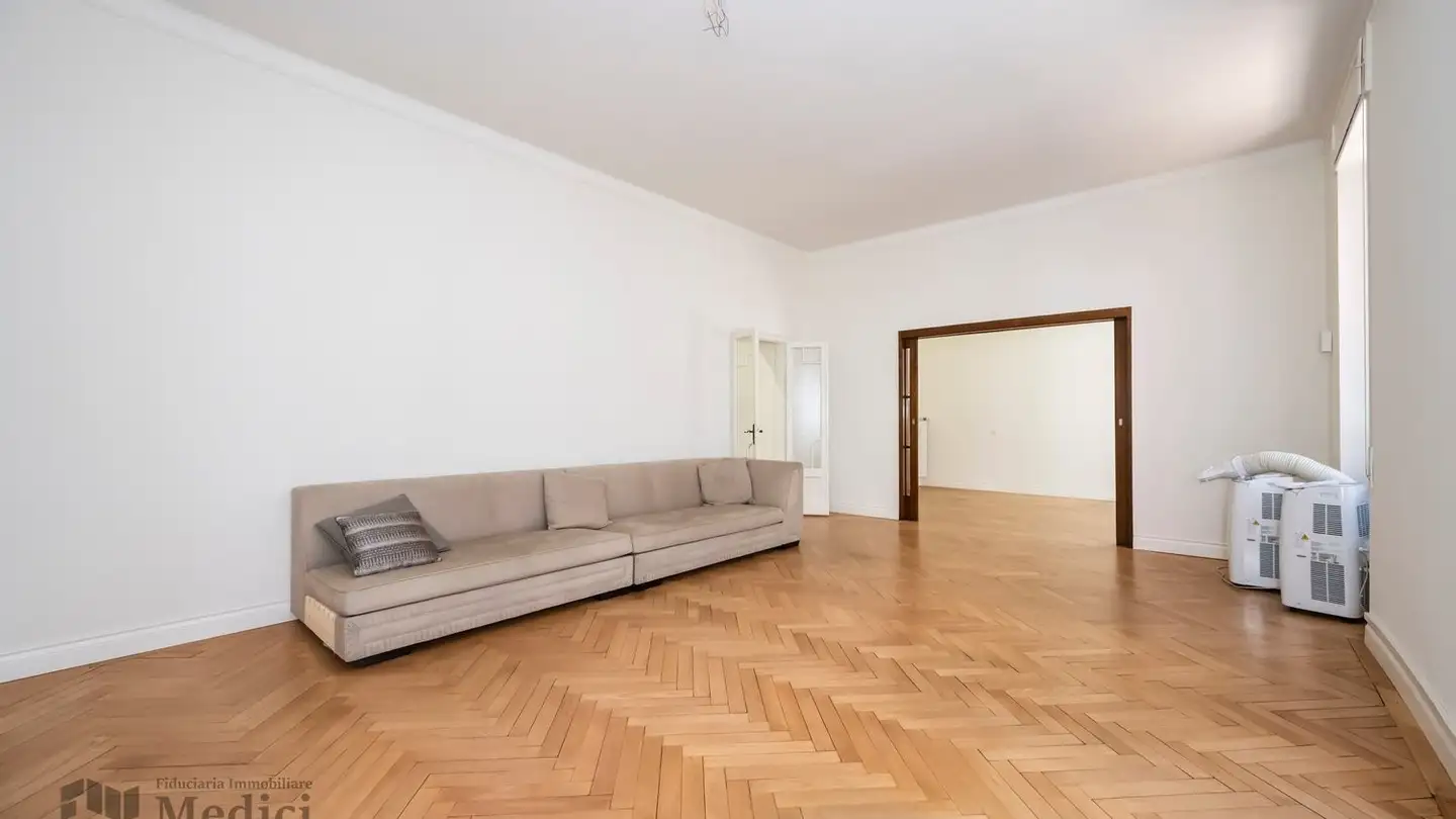 Bürofläche mieten - Corso San Gottardo, 6830 Chiasso - Foto 2