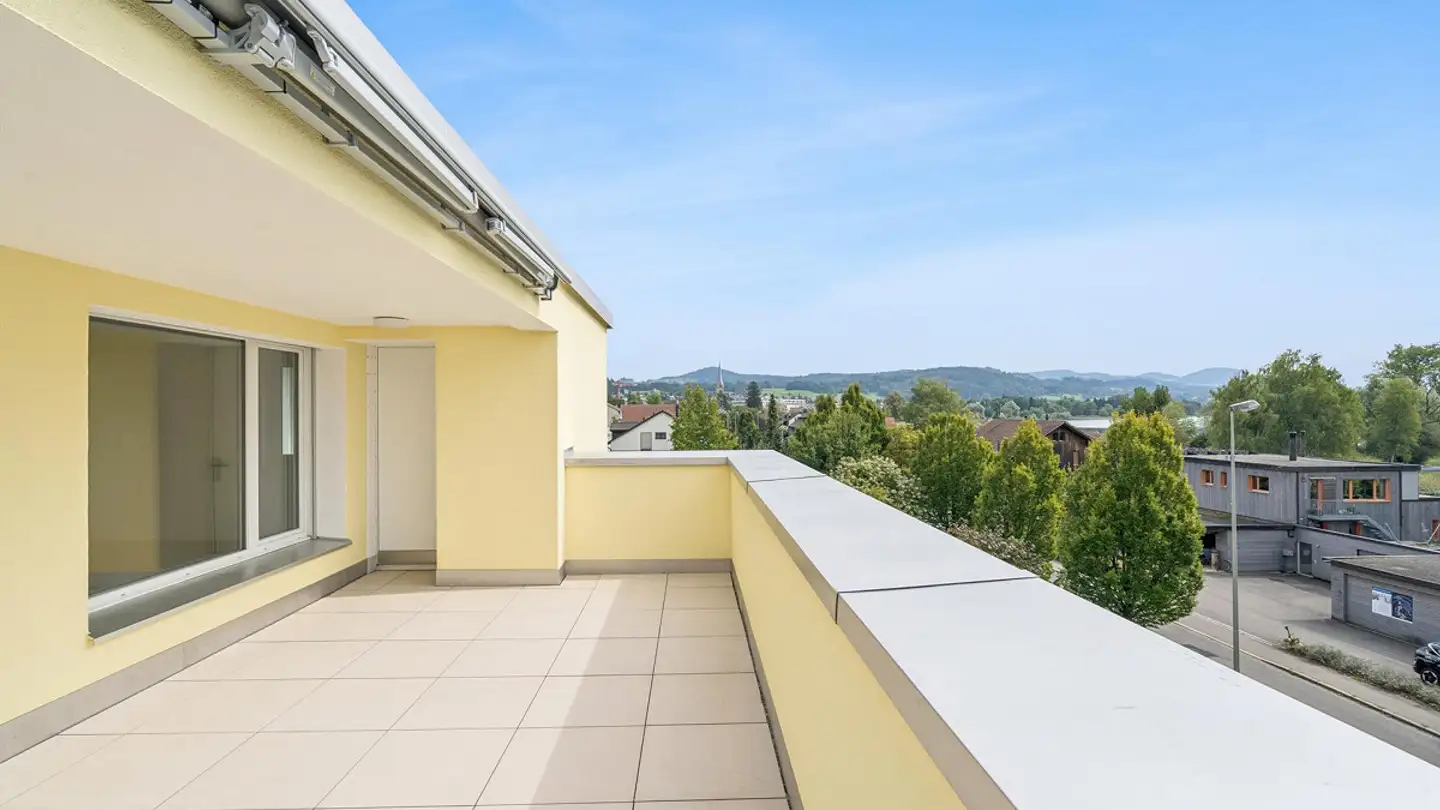 Attique à louer - Im Spitz 31, 8330 Pfäffikon ZH - Photo 2