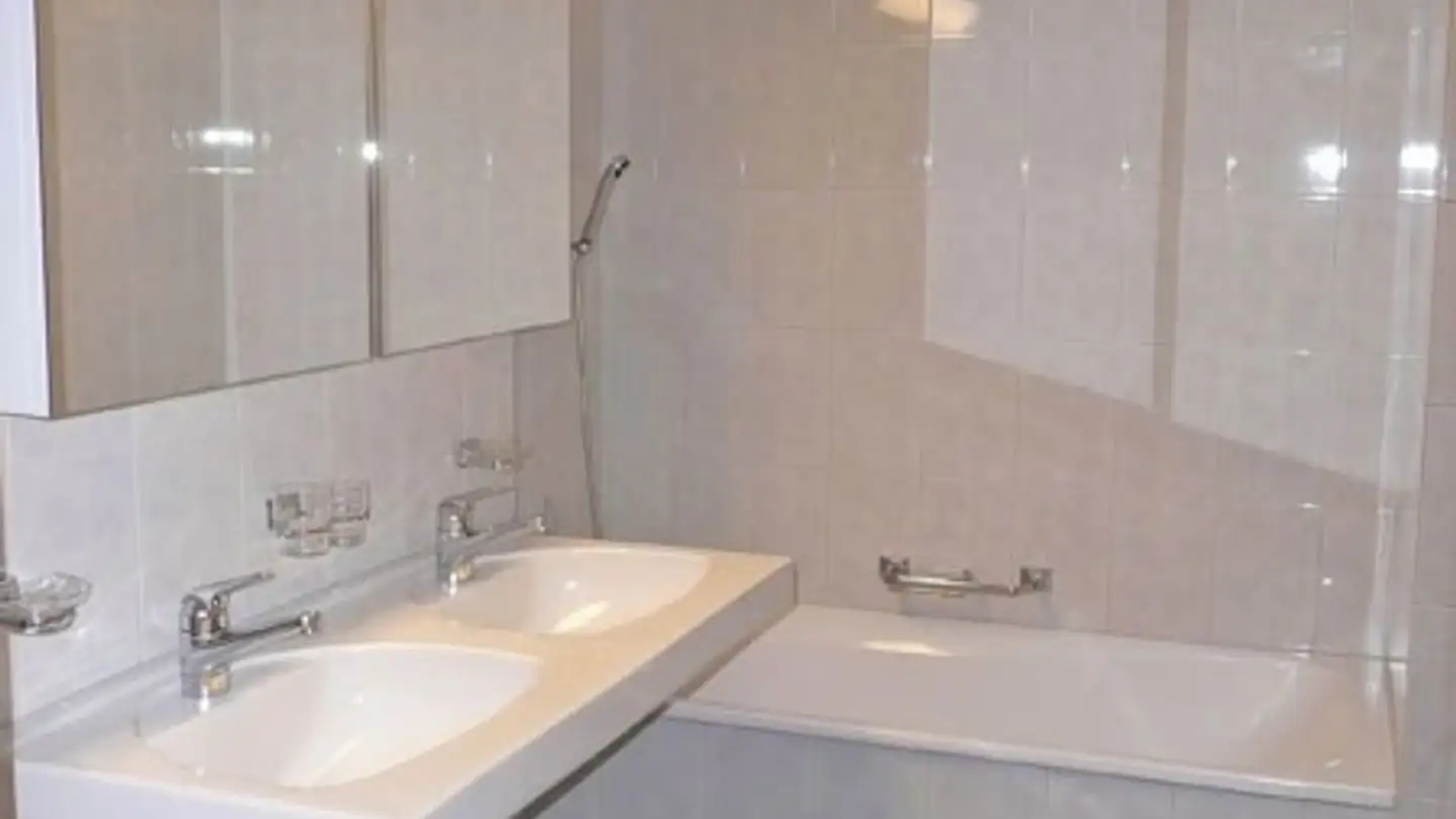 Apartment for rent - Riedwiesen 8, 8603 Schwerzenbach - Photo 3