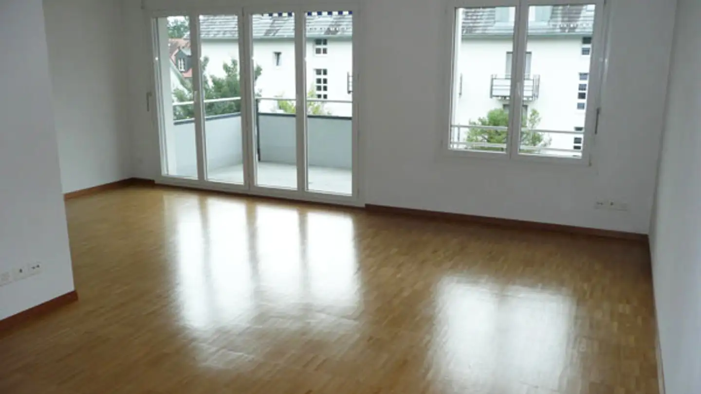 Apartment for rent - Riedwiesen 8, 8603 Schwerzenbach - Photo 4