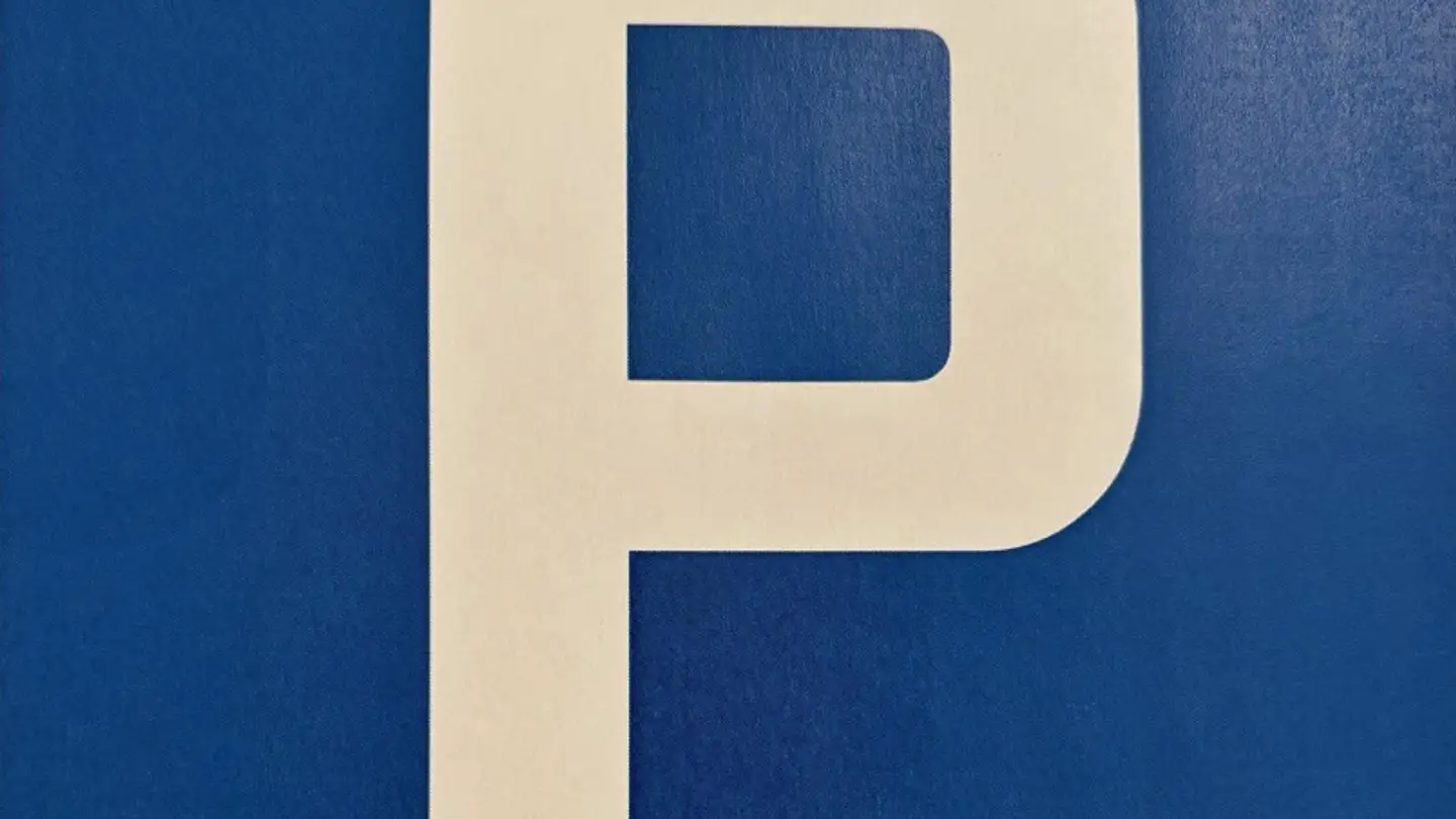 Place de parking extérieure à louer - Lättenwiesenstrasse, 8152 Glattbrugg