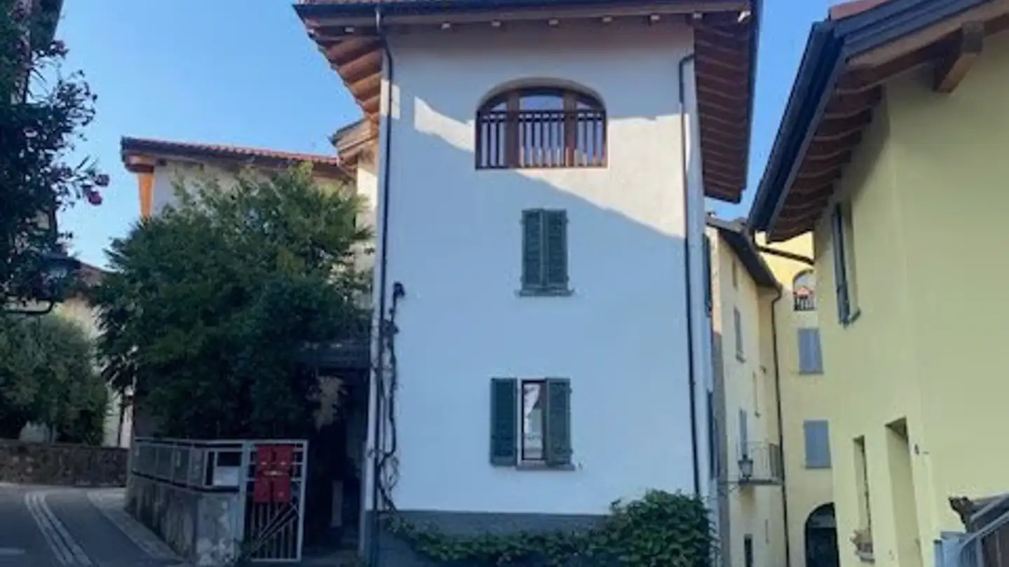 Single house for rent - 6928 Manno