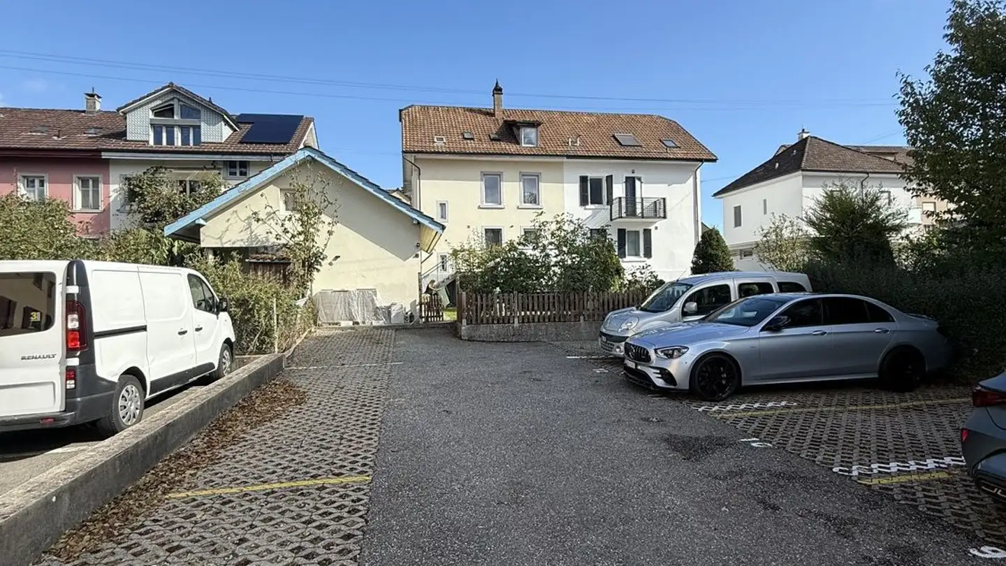 Outdoor parking space for rent - Grossmattstrasse 5, 4632 Trimbach