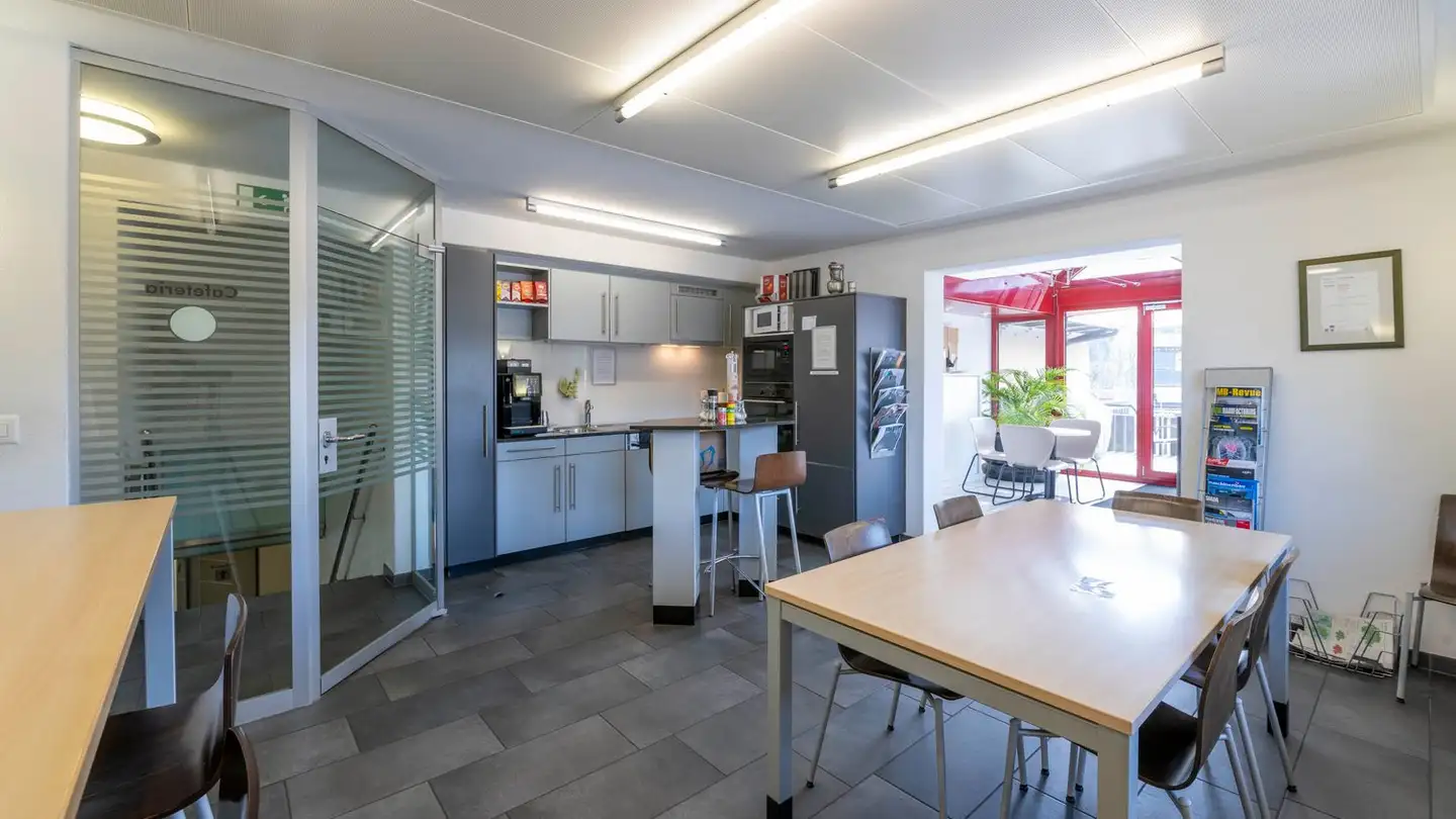 Commercial for rent - Obstgartenweg 1, 8427 Freienstein - Photo 4