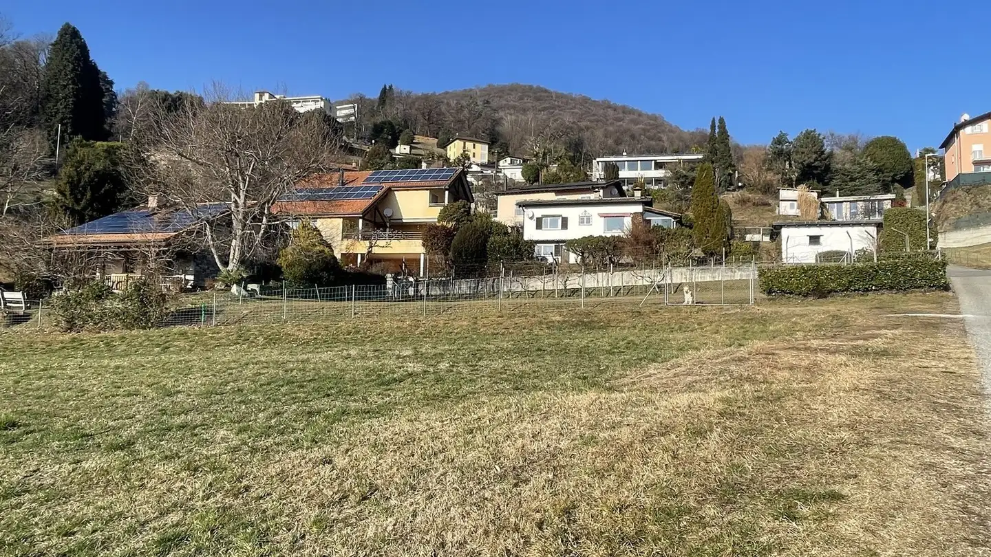 Commercial building plot for sale - 6986 Novaggio