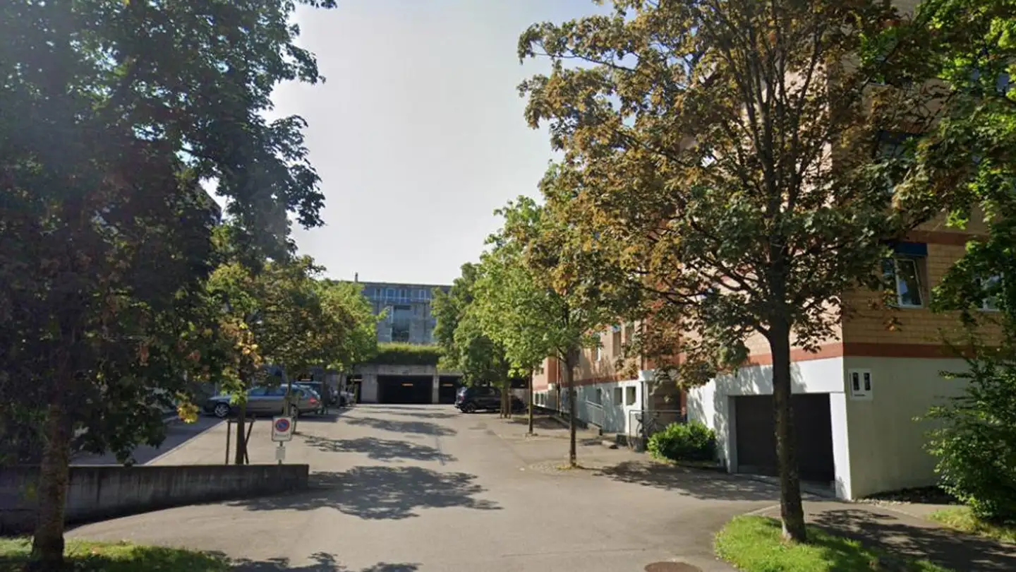 Place de parking souterraine à louer - Brüggbühlstrasse 24, 3172 Niederwangen b. Bern