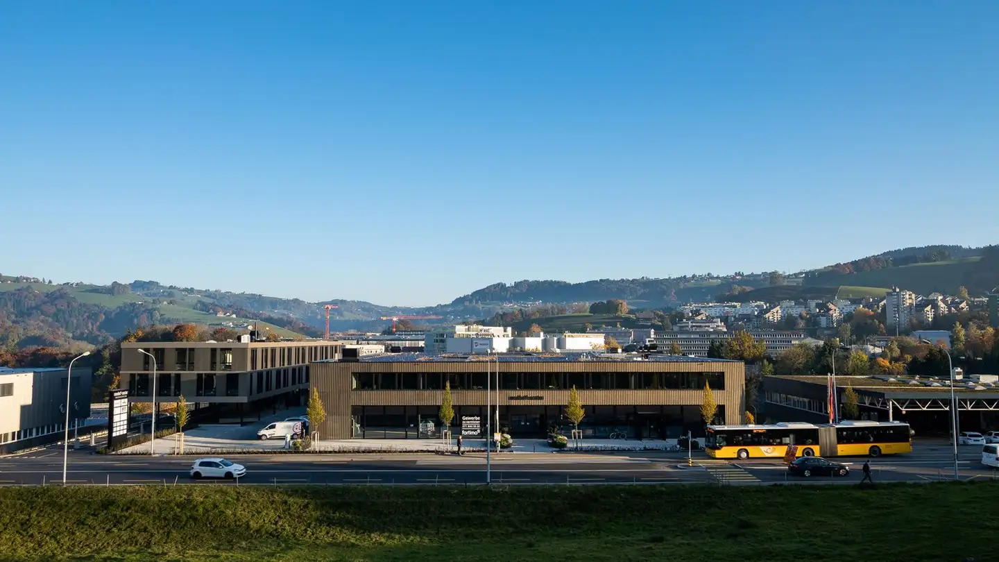 Commercial for rent - Rorschacher Strasse 286, 9016 St. Gallen