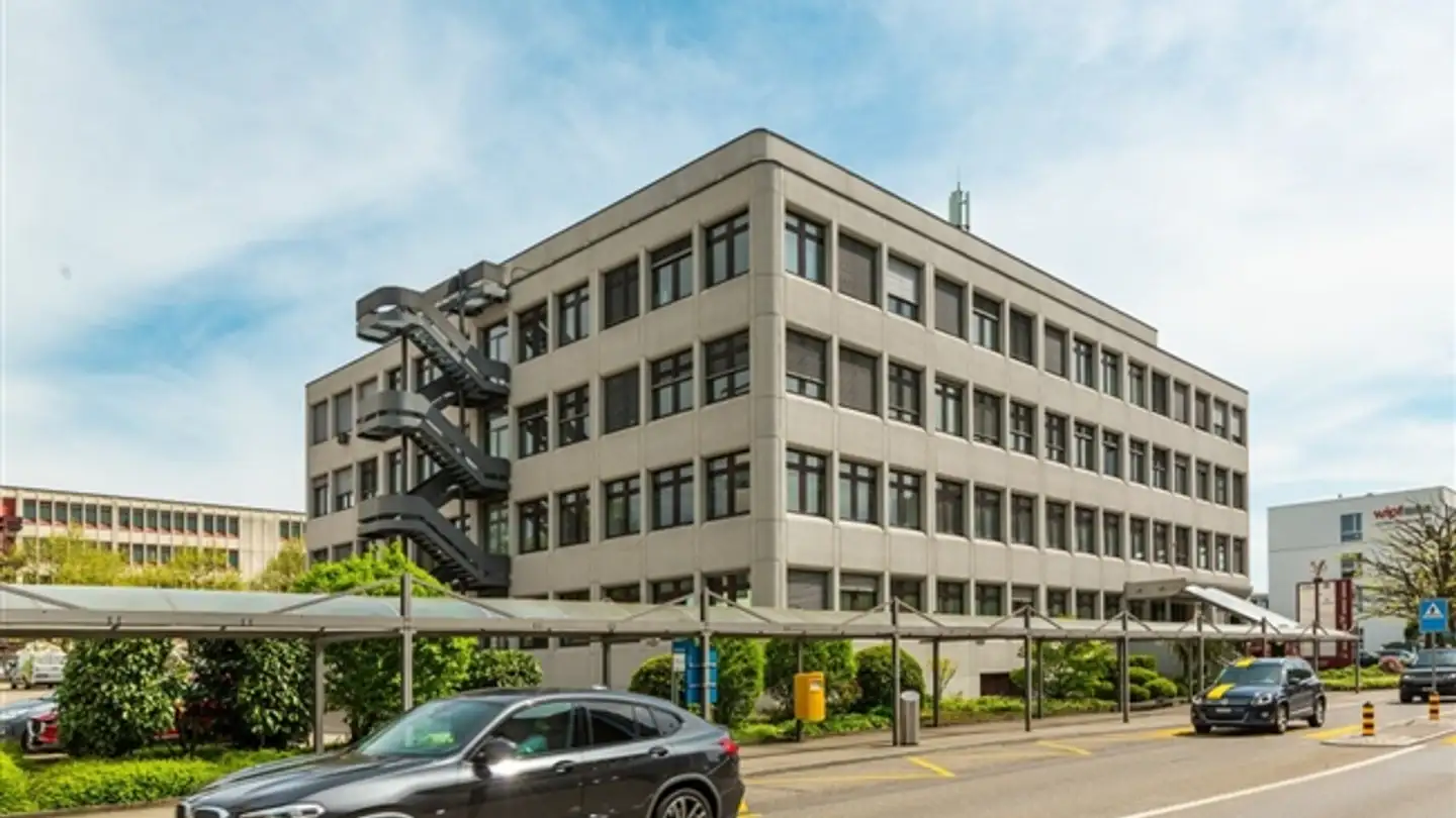 Wohnung mieten - Industriestrasse 25, 8604 Volketswil - Foto 2