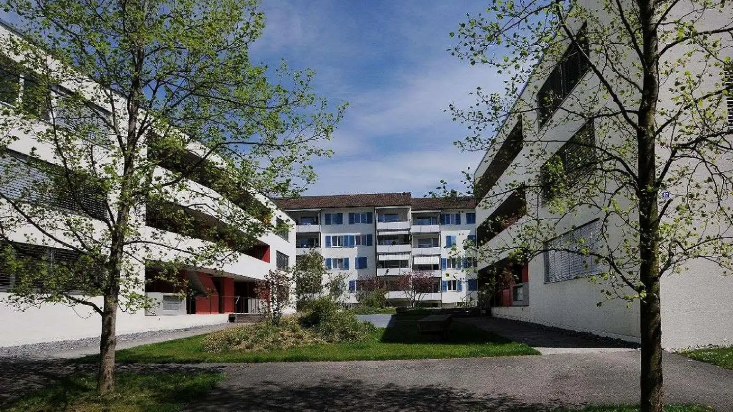 Tiefgaragenstellplatz mieten - Rue De Büren / Bürenstrasse 45, 2504 Biel/Bienne