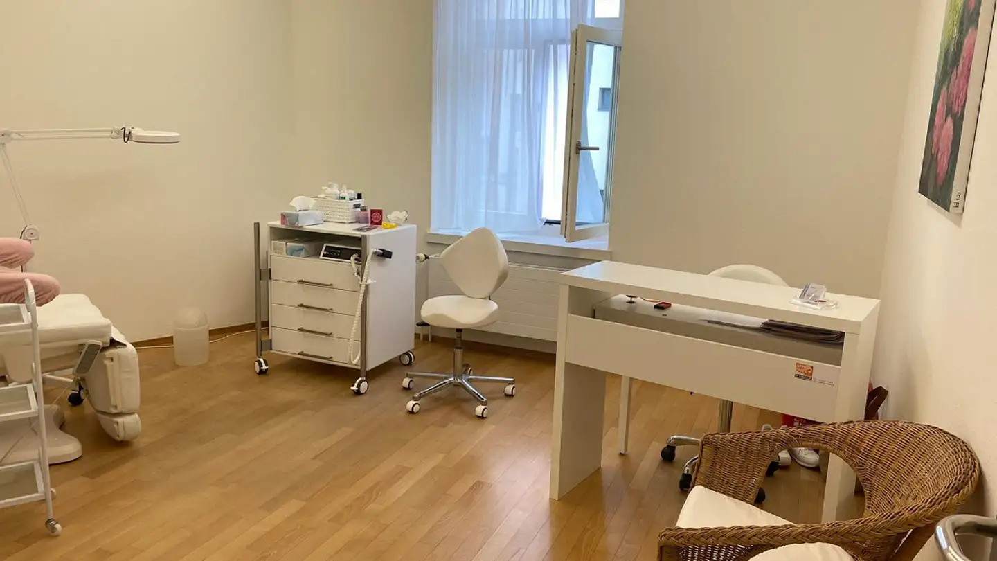 Spazio ufficio in affitto - Bahnhofstrasse 7, 6403 Küssnacht am Rigi - Photo 4