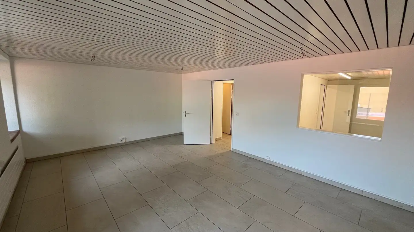Gewerbe mieten - Zimmerwaldstrasse 10, 3122 Kehrsatz