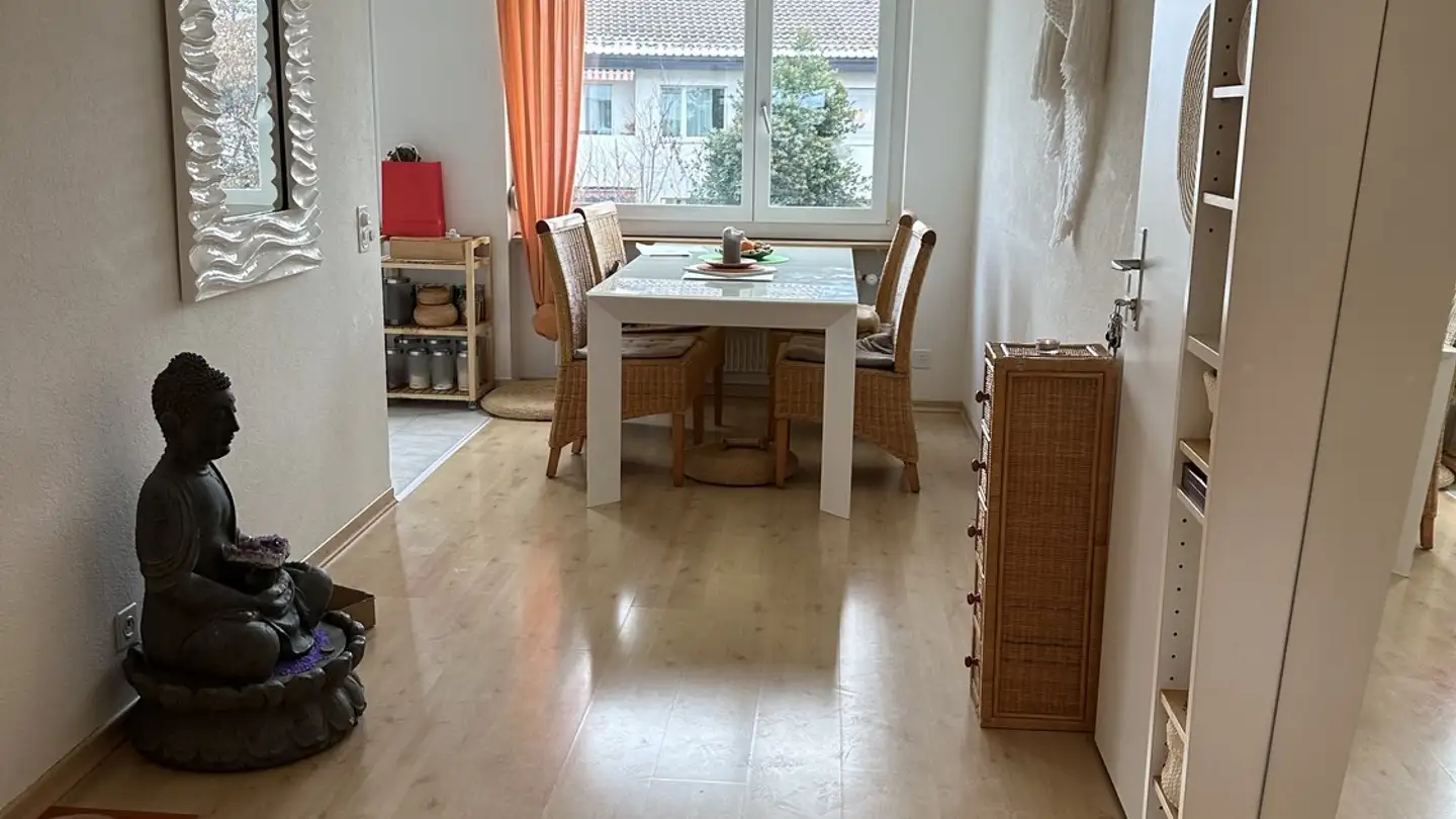 Wohnung mieten - Bachtobelstrasse 7, 8123 Ebmatingen - Foto 3