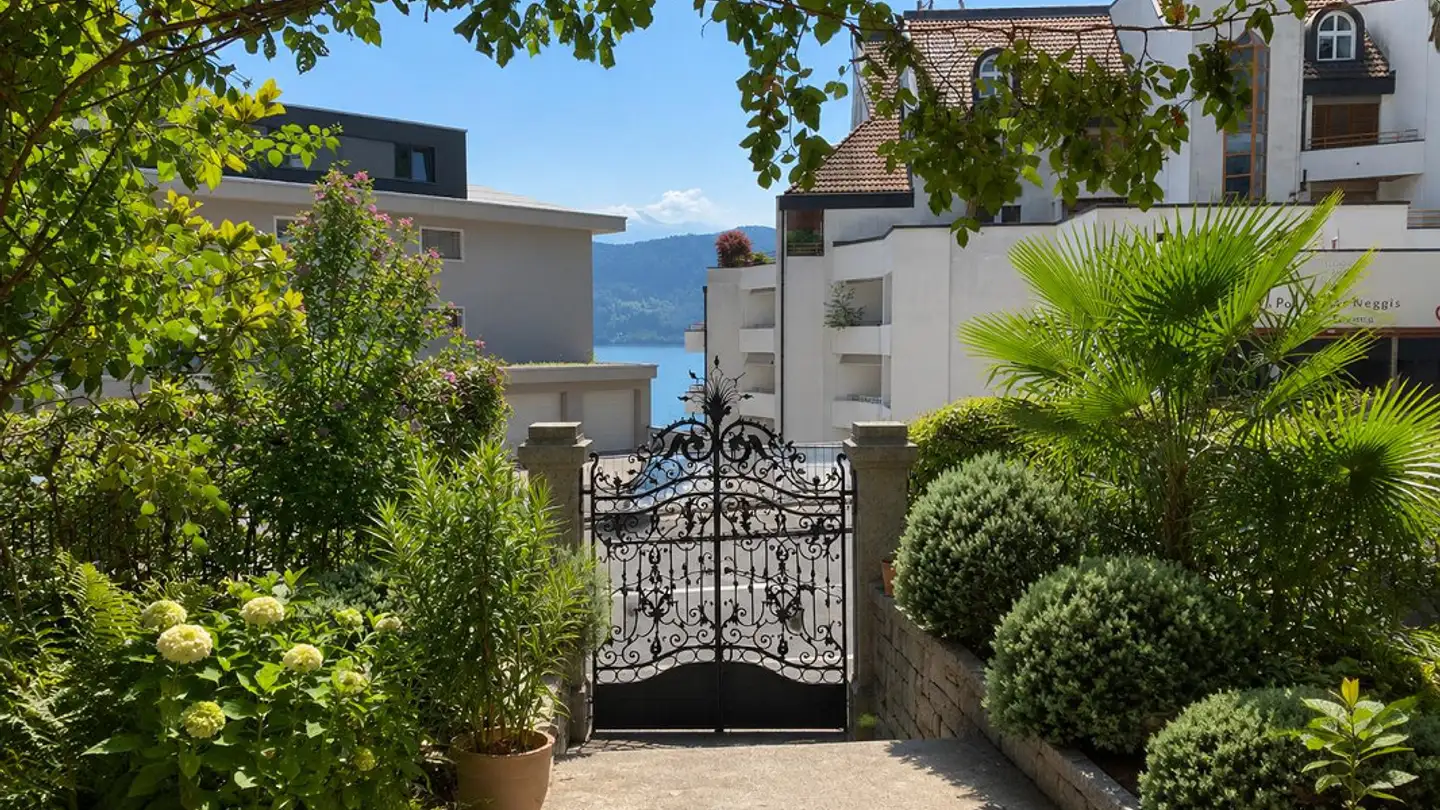 Edificio residenziale in vendita - Luzernerstrasse 8, 6353 Weggis - Foto 2