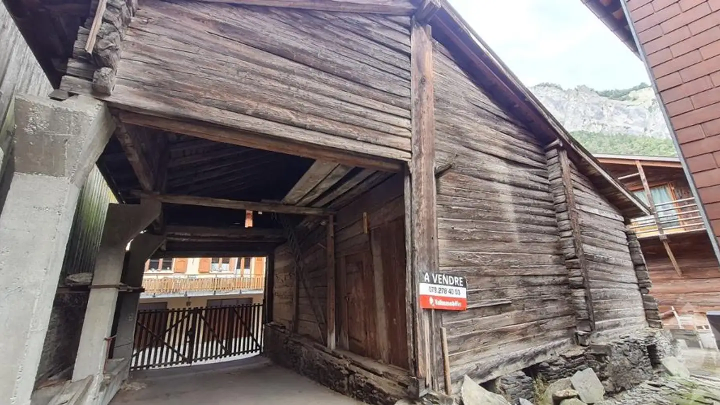Chalet for sale - 1933 Sembrancher - Photo 4