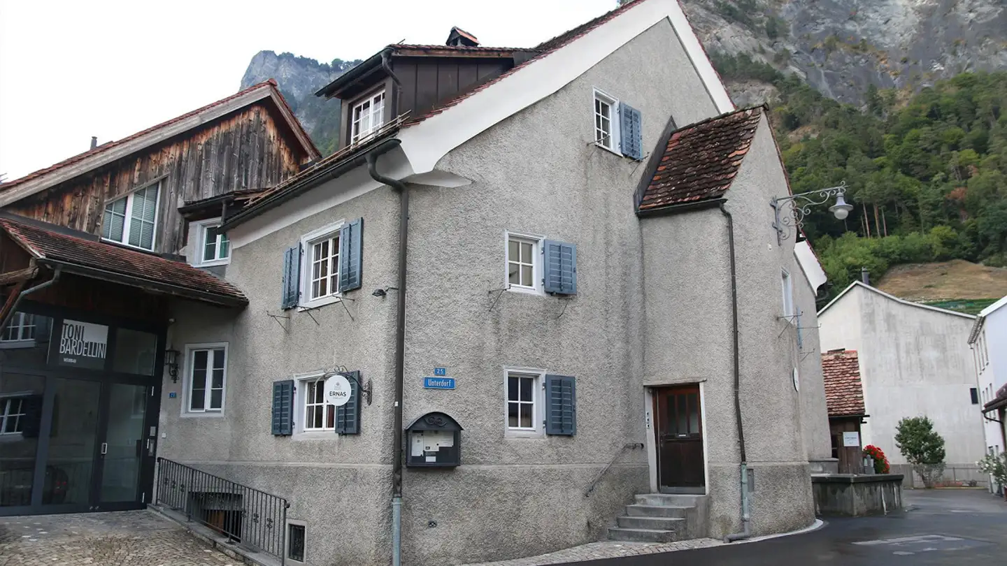 Maison jumelle à louer - Unterdorf 25, 7306 Fläsch - Photo 2